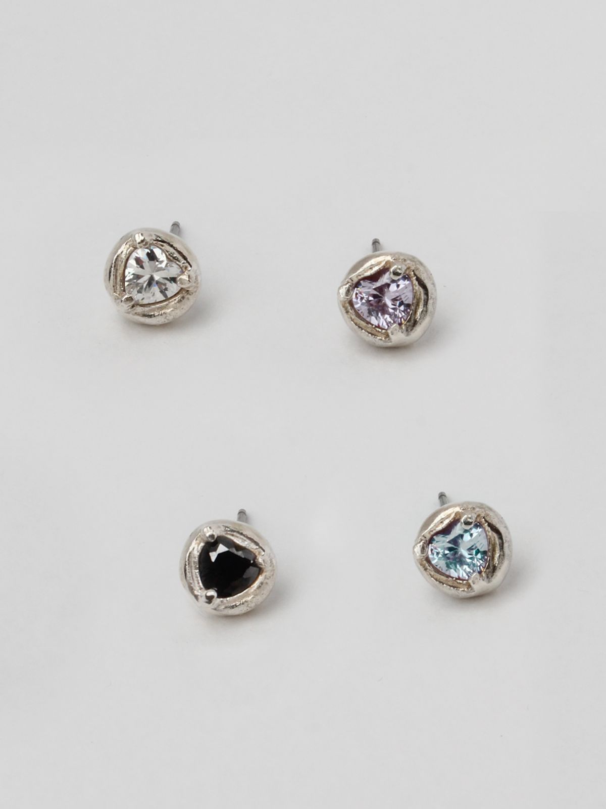포스트루드(POSTLUDE) [SILVER] MINI ROUGH HEART CZ E (4 COLORS)