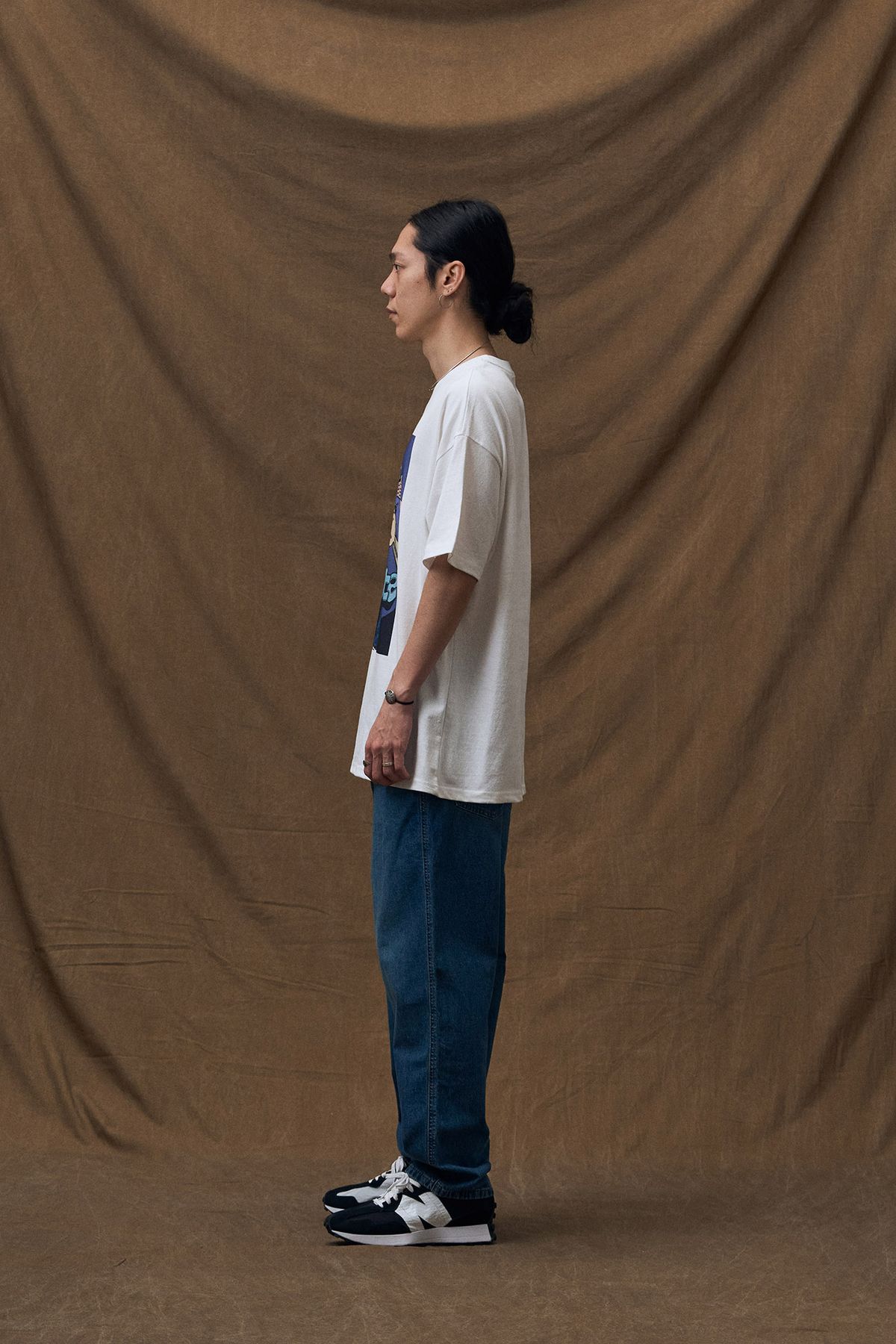 아주르(AZUR) #3 비질란테 티셔츠 화이트