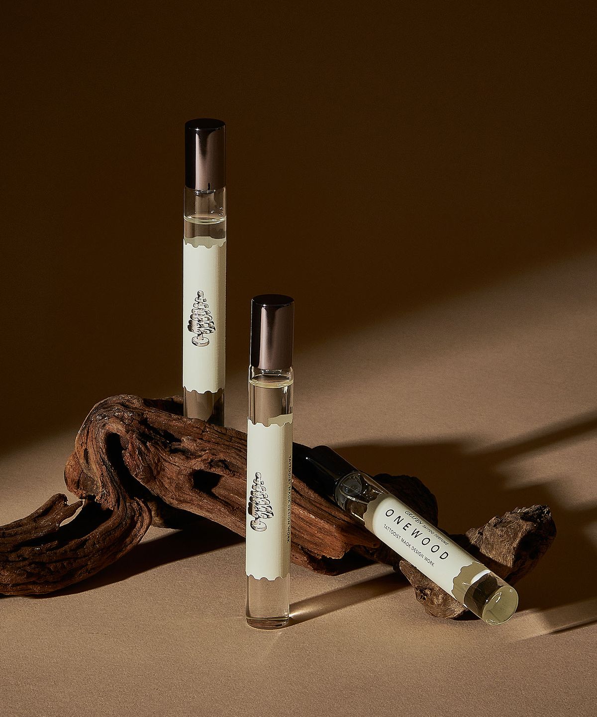 그라펜(GRAFEN) 타투 퍼퓸 원우드 롤온 11ml