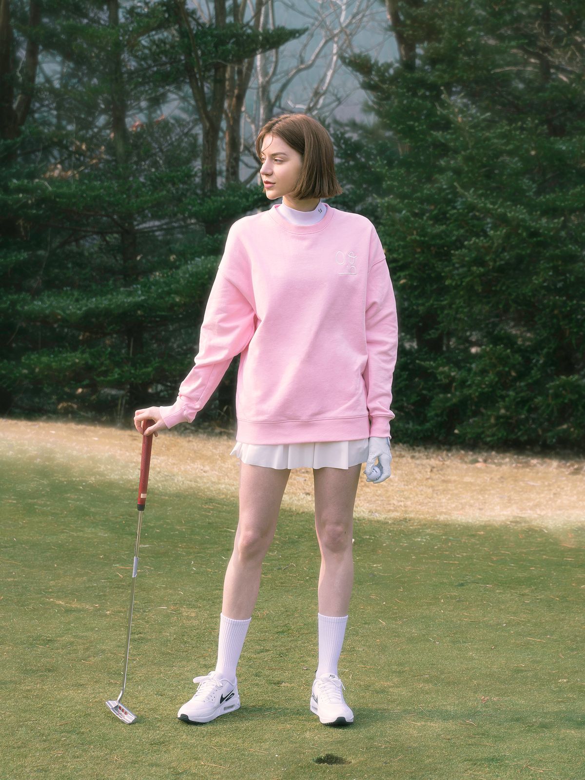 아웃오브바운즈(OUT OF BOUNDS) 임프 로고 스웻셔츠