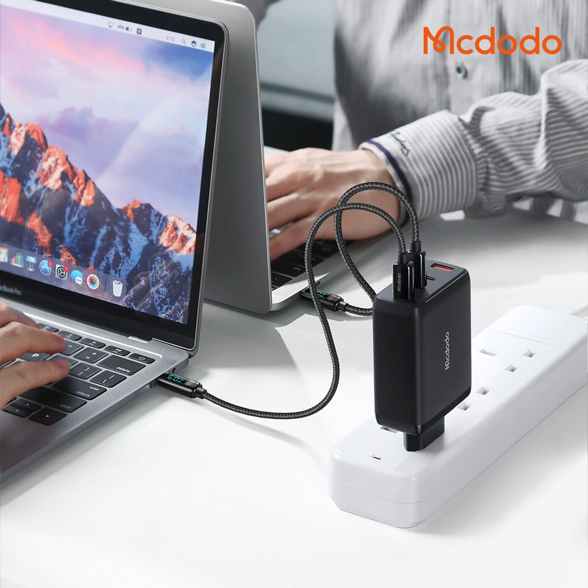맥도도(MCDODO) GaN PD3.0 PPS 120W 초고속 4포트 멀티 충전기