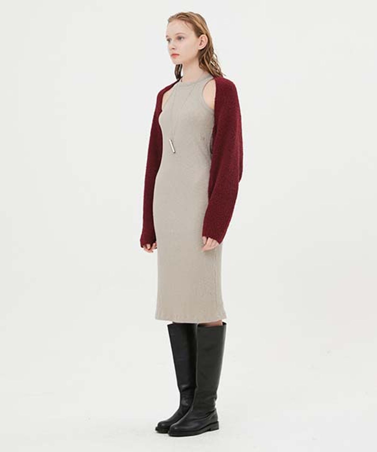 문선(MOONSUN) ESSENTIAL_Eclipse Argyle Hole Knit Bolero [Wine]