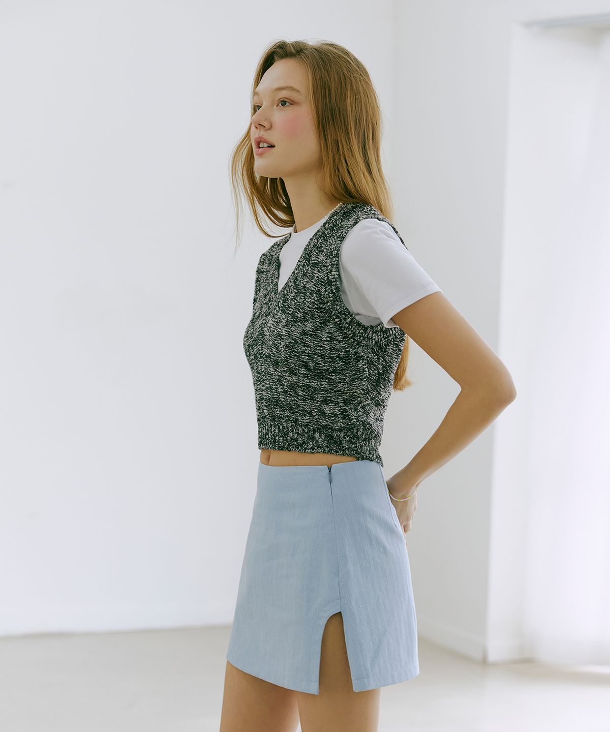 에트몽(ETMON) Round Slit Mini Skirt  Blue
