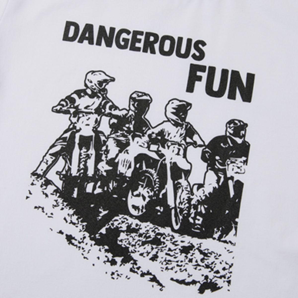 크루치(KRUCHI) DANGEROUS FUN CROP T-SHIRT (WHITE)