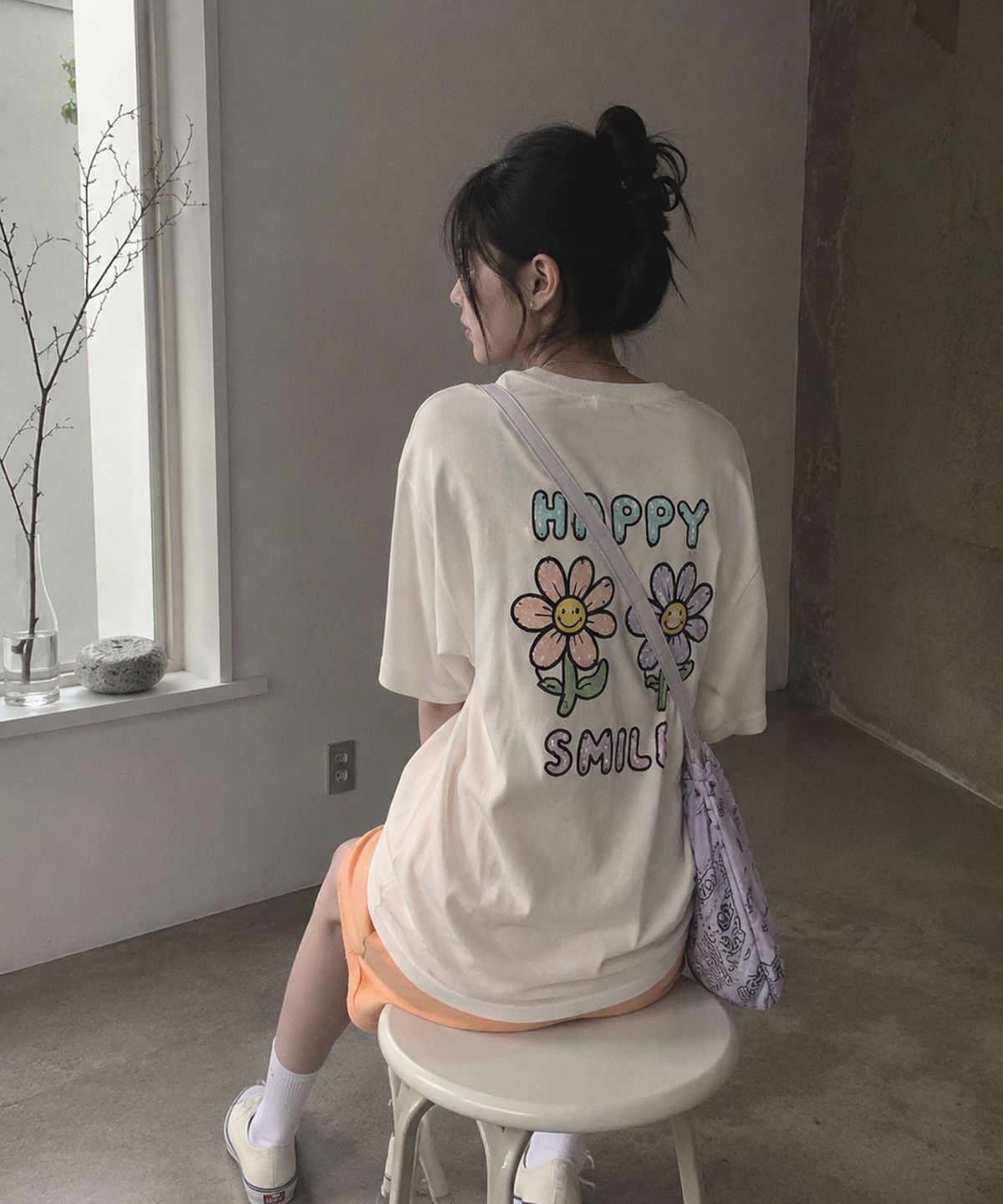 언리미트(UNLIMIT) Smile Tee (U22BTTS06)