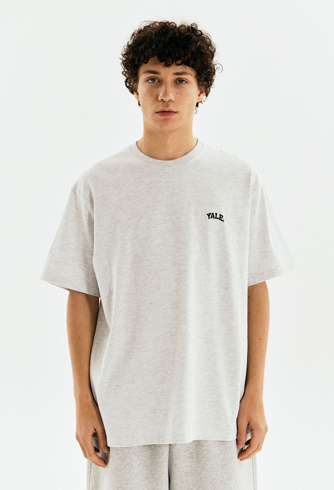 ☆YALE☆ 16-count COMASA 2PACK SMALL ARCH TSHIRT OATMEAL BLA MUSINSA公式 | YALE [16 count Comasa] 2PACK Small Arch Short