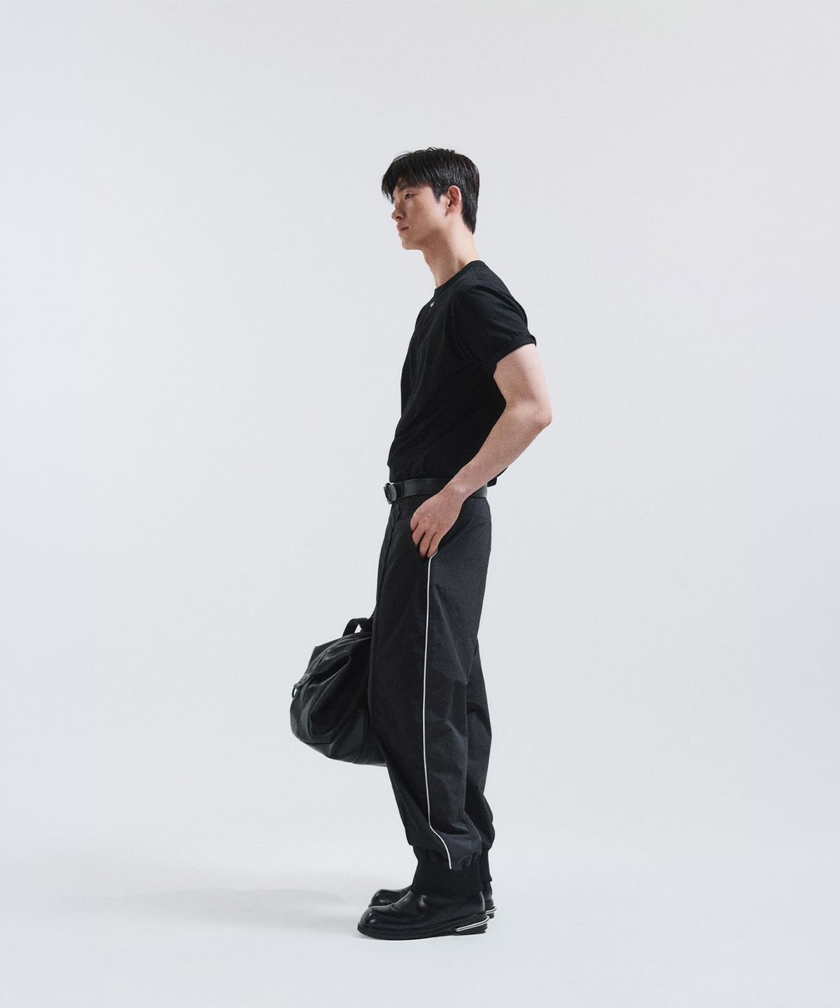 51퍼센트(51PERCENT) Metal logo t-shirt - Black