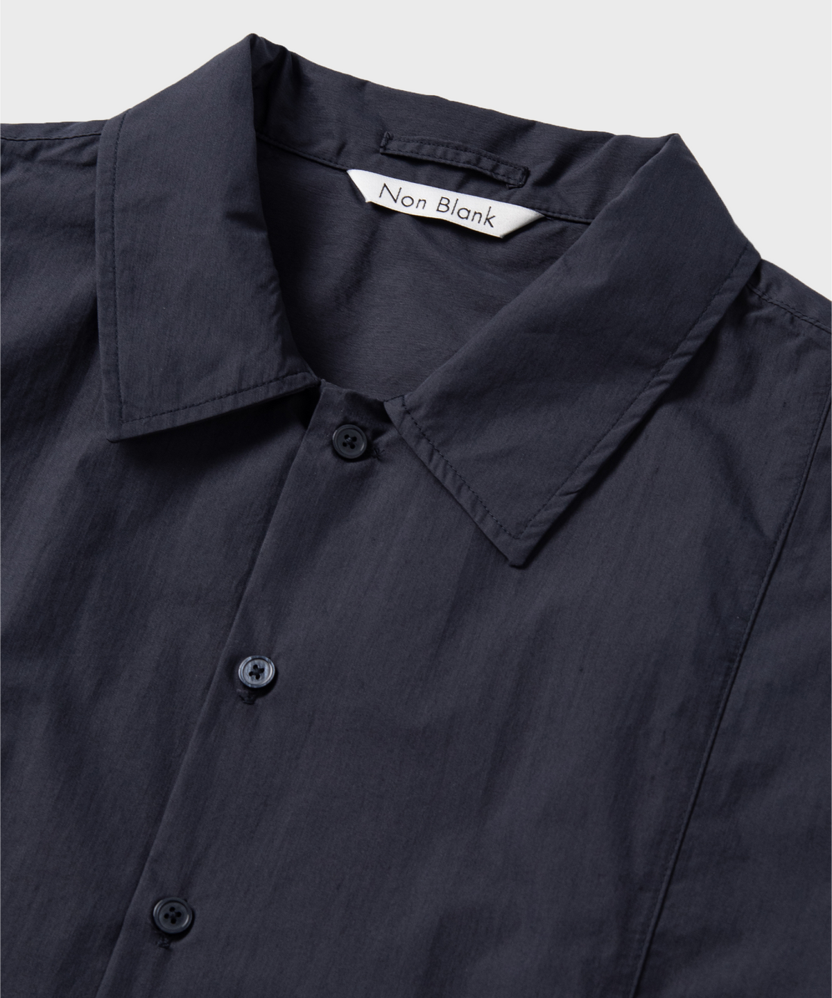 넌블랭크(NONBLANK) 네츄럴 링클 하프 슬리브 셔츠_DARK NAVY