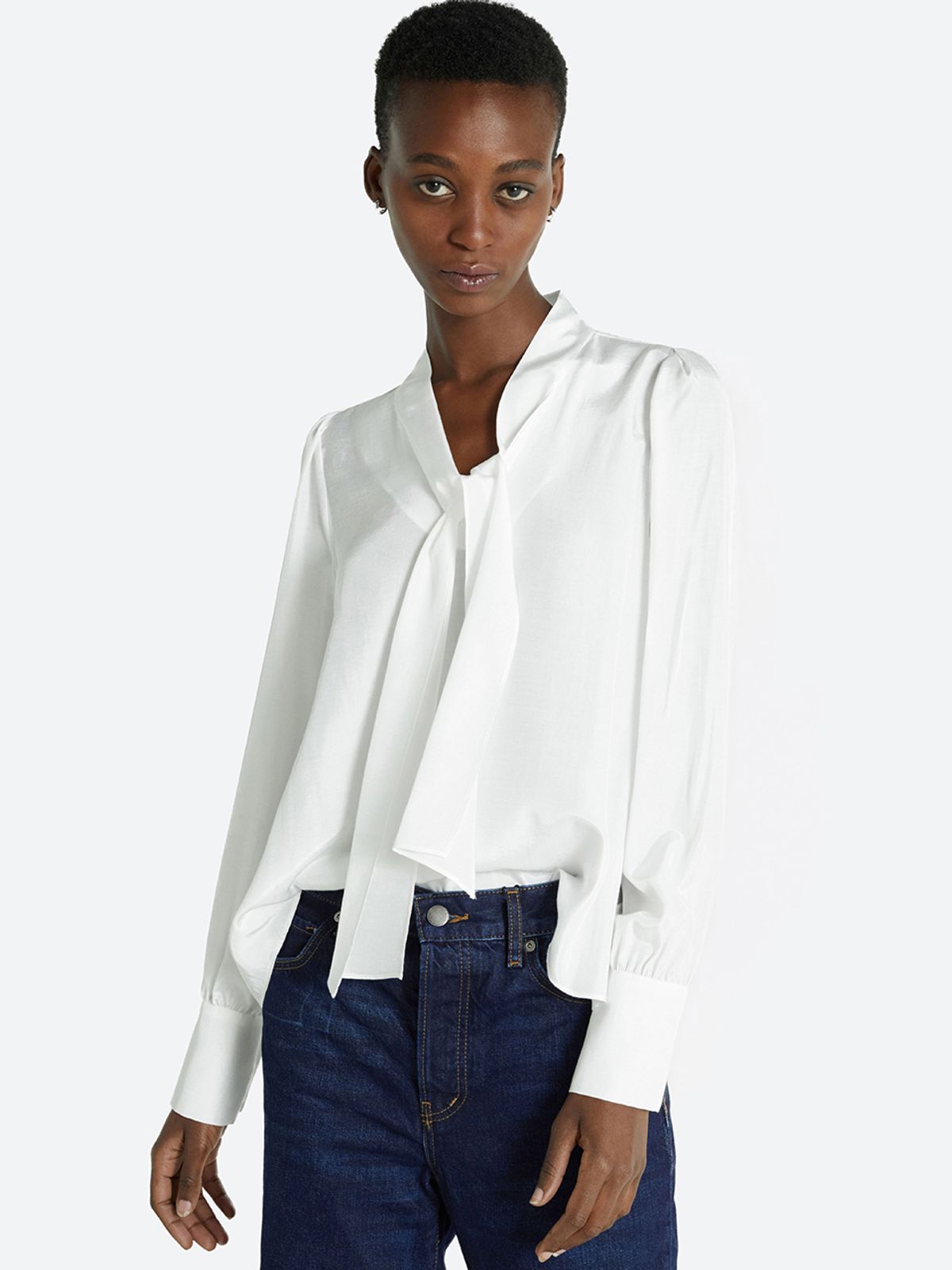 해브레스(HAVELESS) SHINE TIE BLOUSE WHITE
