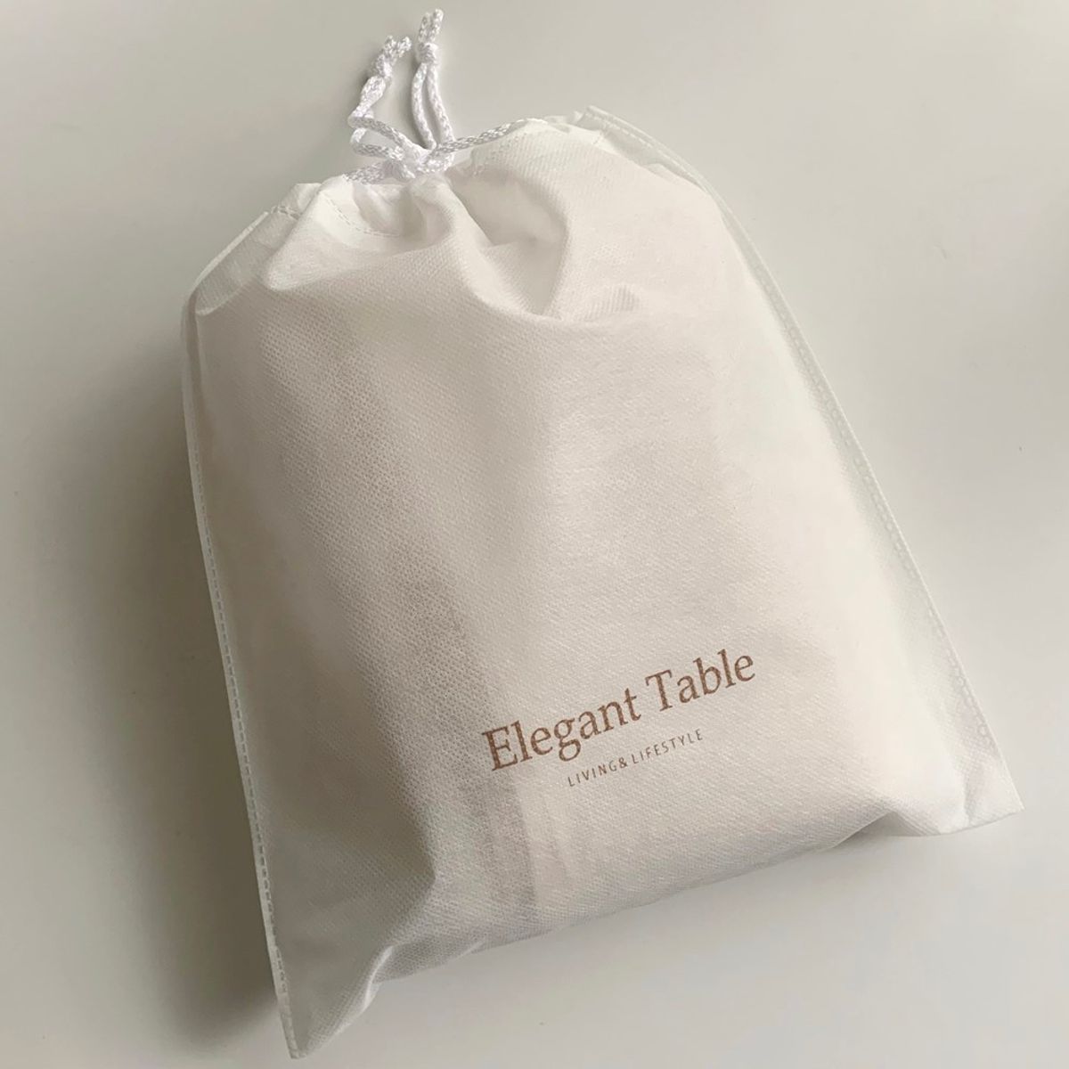 앨리건트 테이블(ELEGANT TABLE) 헤이어거스트 피크닉& 캠핑매트 2size 방수  파우치 선물용