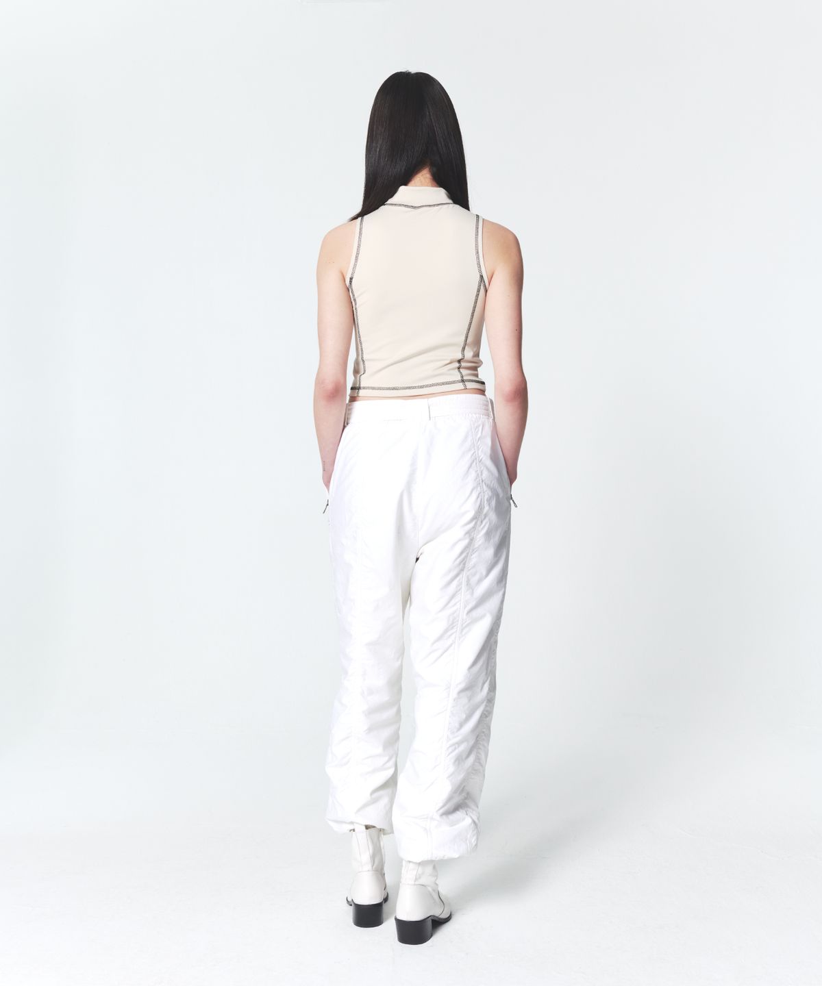 인프랩(INPREP) Active Classic Cropped Top Ivory