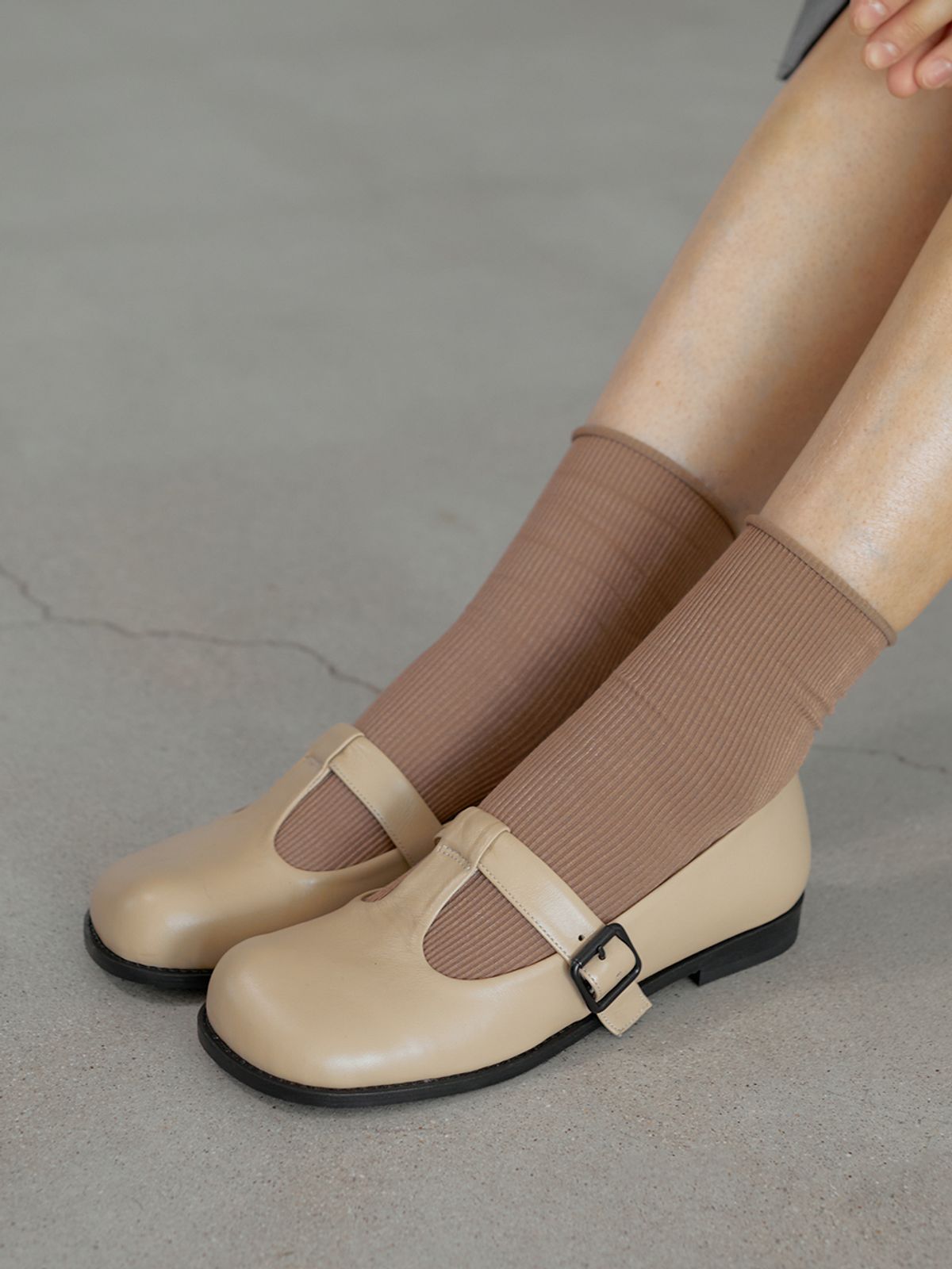 바이언스(BYEUUNS) BLP21302 PEBBLE T LOAFER / 3COLORS