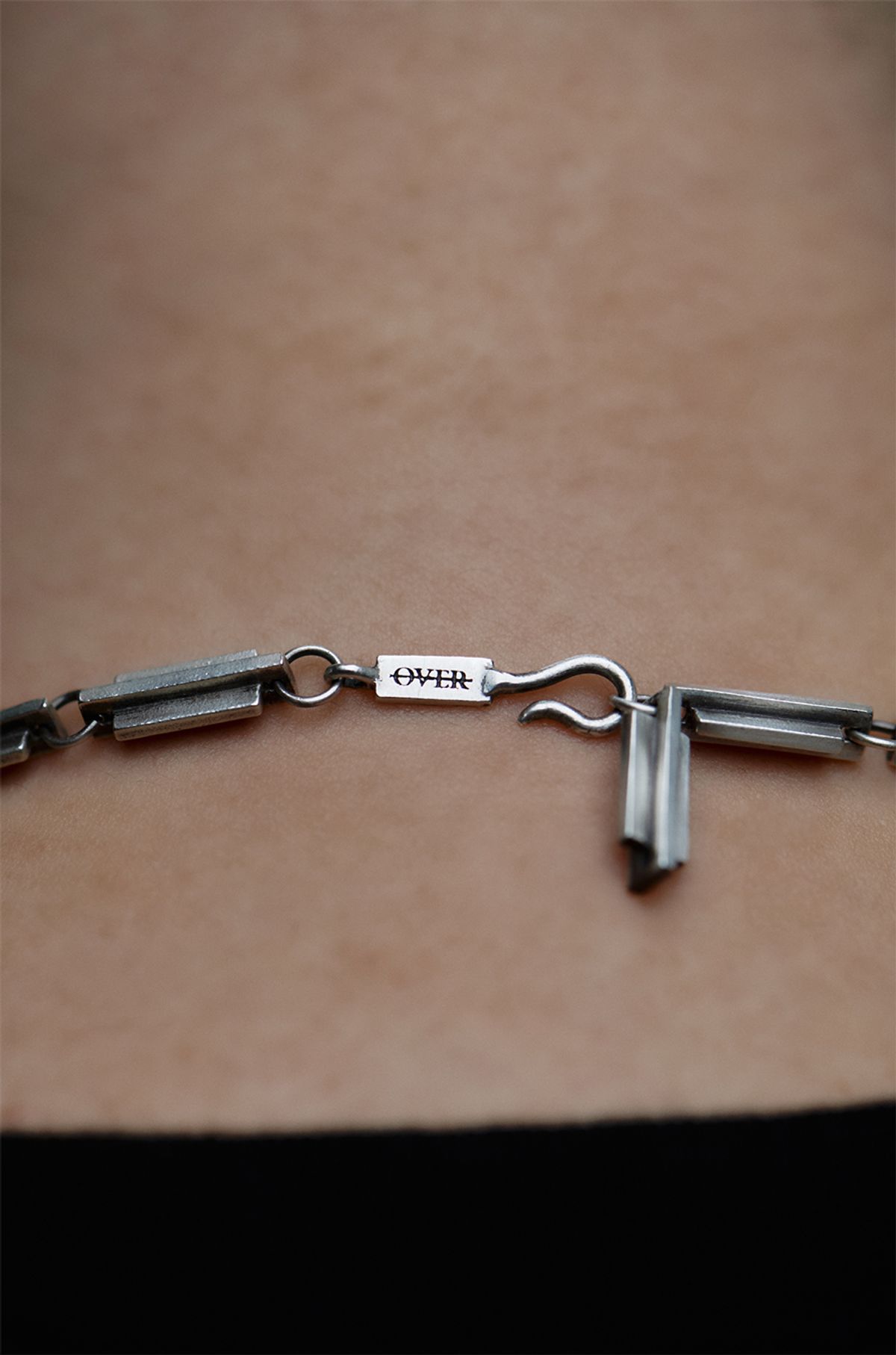 오버더라인(OVER THE LINE) Bold line Chain
