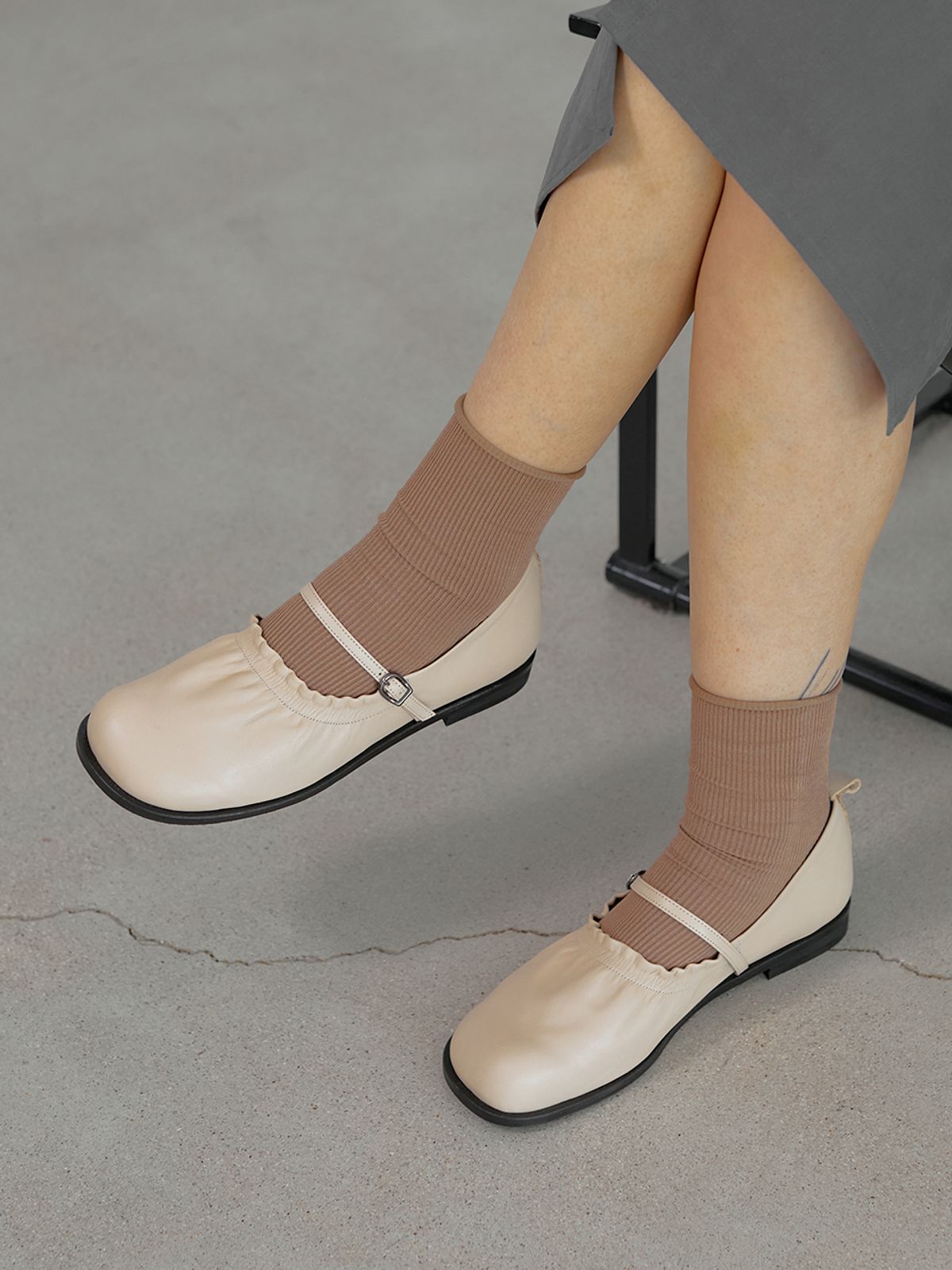 바이언스(BYEUUNS) BLP21308 PEBBLE BALLET LOAFER / 3COLORS