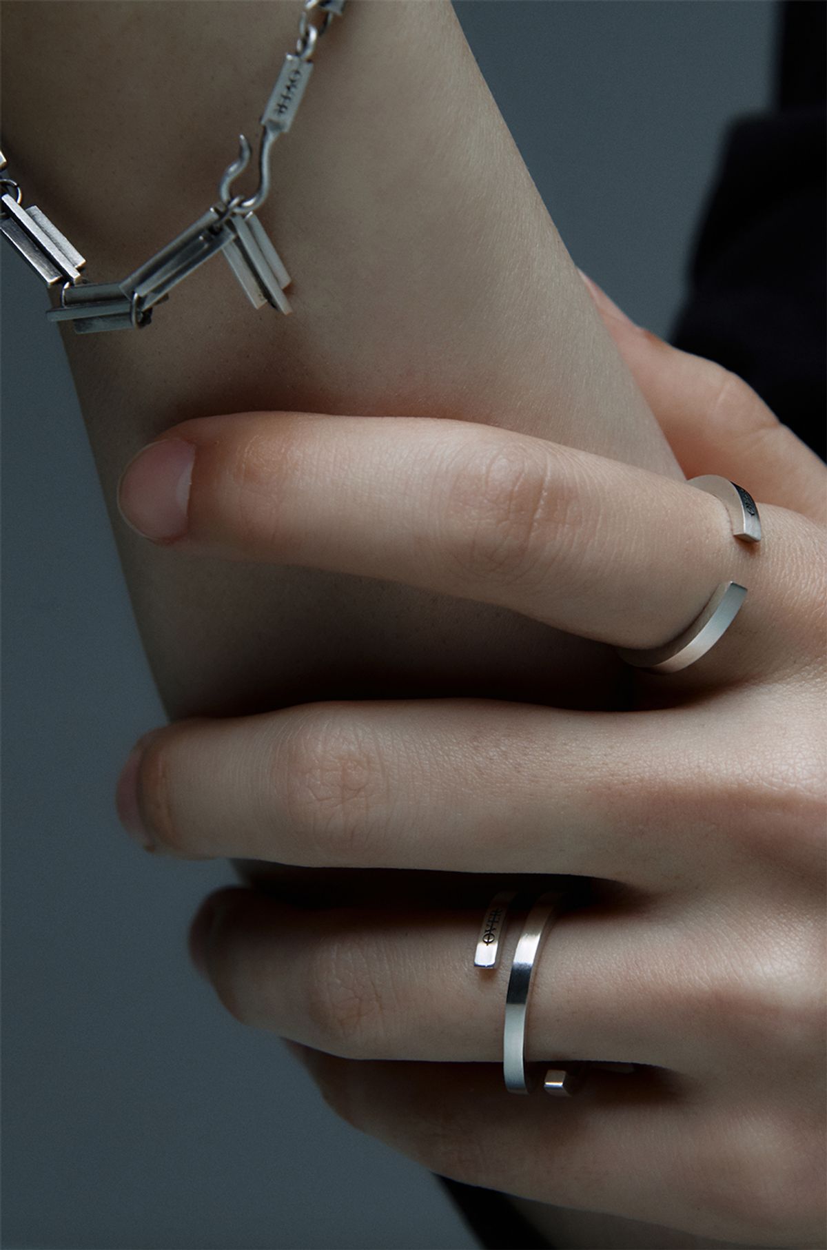 오버더라인(OVER THE LINE) Bold line Ring