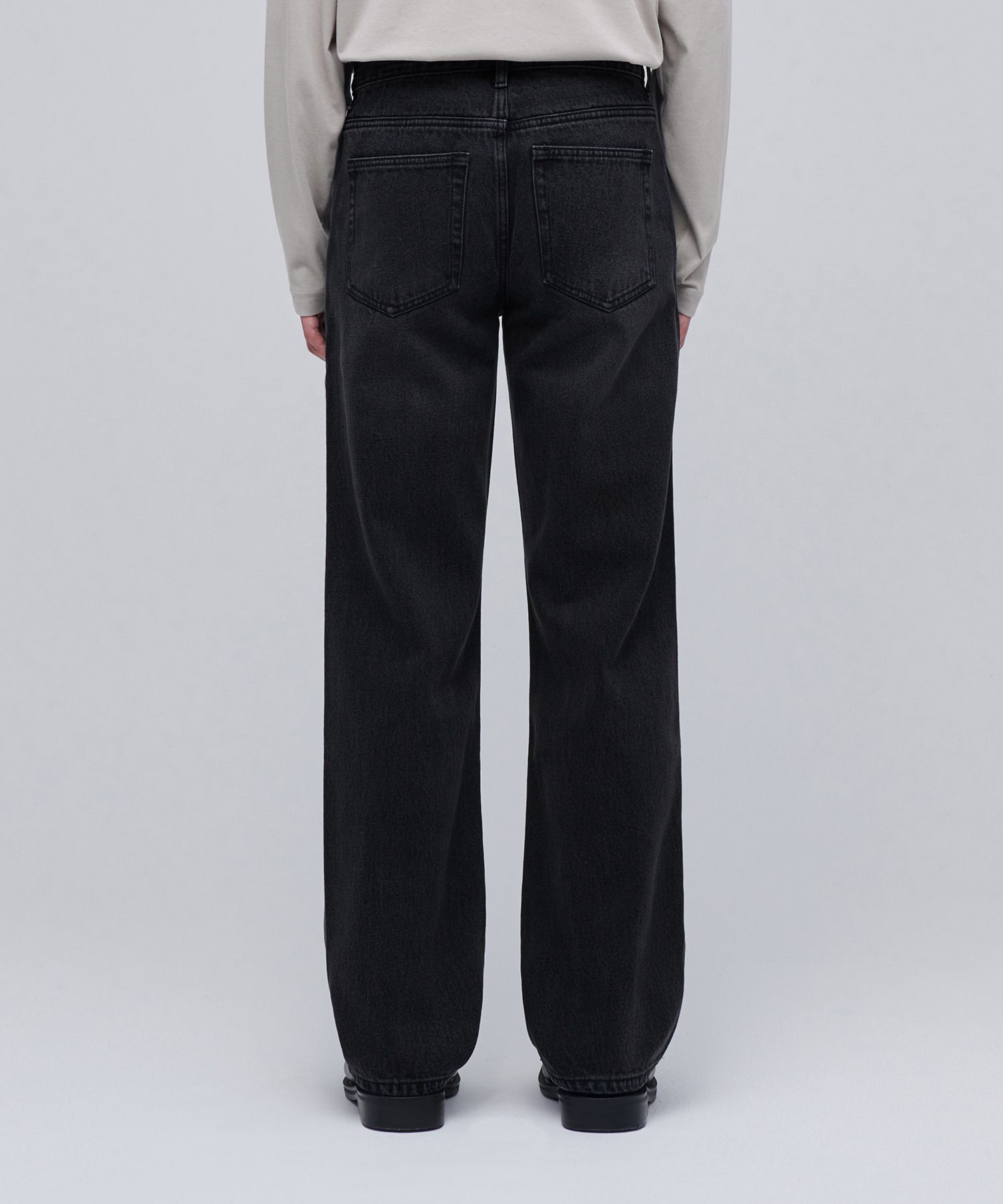 ★MUSINSA STANDARD★ Washed Black Straight Denim Pants MMCNP MUSINSA | MUSINSA STANDARD STRAIGHT DENIM PANTS [WASHED BLACK]