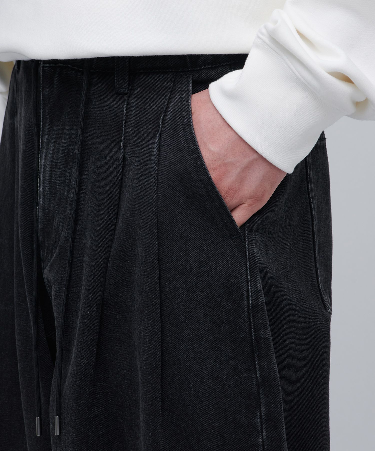 ★MUSINSA STANDARD★ Twisted Semi Balloon Denim Pants Washed MUSINSA | MUSINSA STANDARD Twisted Semi Balloon Denim Pants