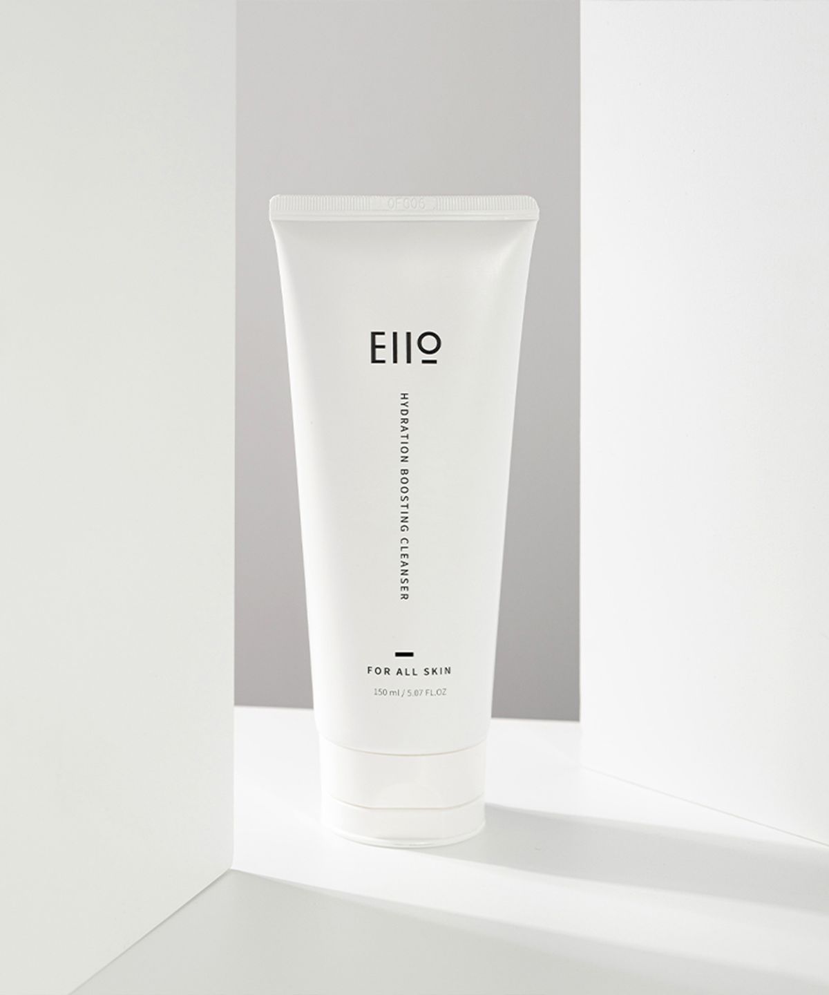 이아이오(EIIO) 하이드레이션 부스팅 클렌져 150ml