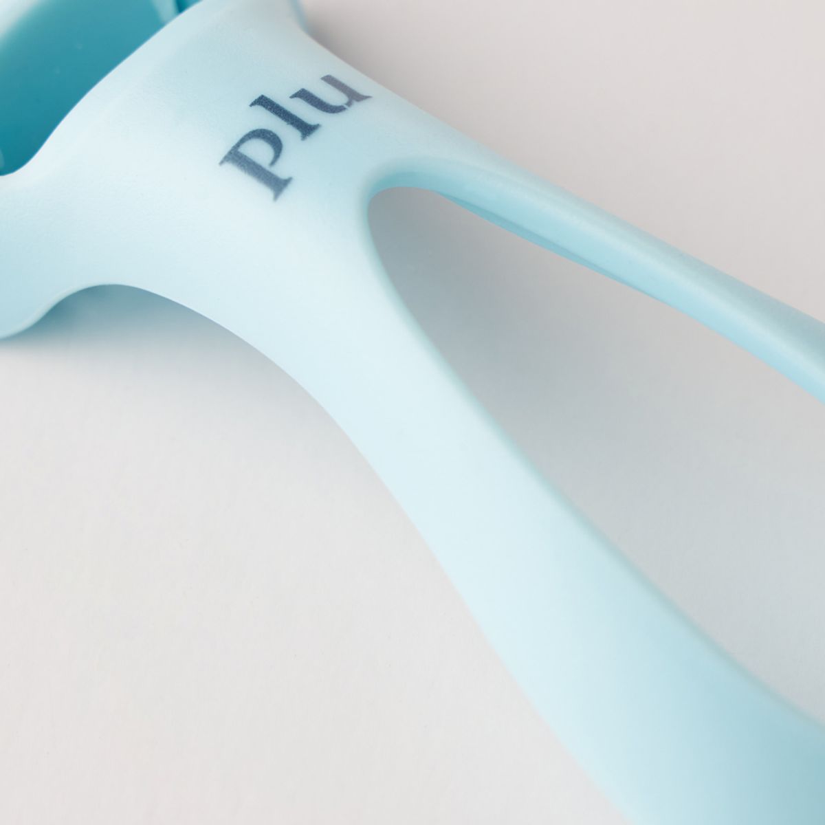 플루(PLU) 퍼펙트 발각질 면도기