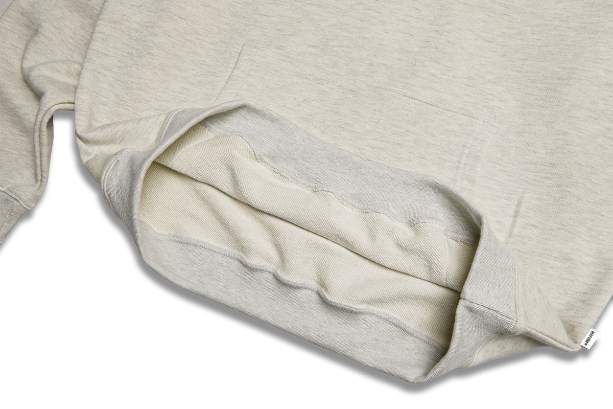 디아프바인(DIAFVINE) DV22STP.665 LOGO EMB COMBED YARN HOODIE -Oatmeal-