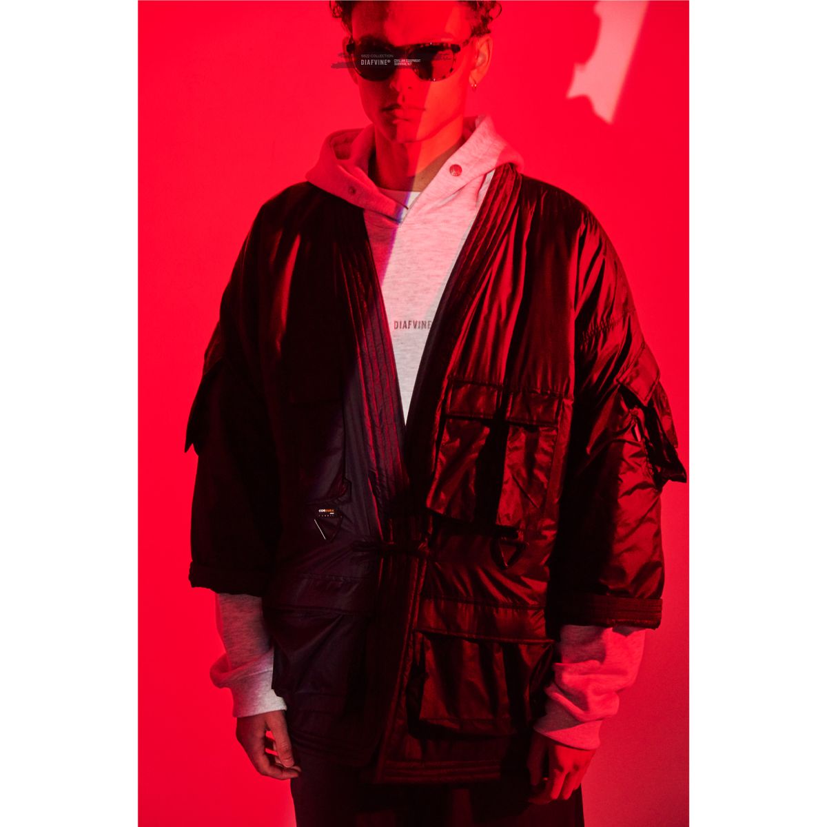 디아프바인(DIAFVINE) DV22STP.665 LOGO EMB COMBED YARN HOODIE -White Oatmeal-