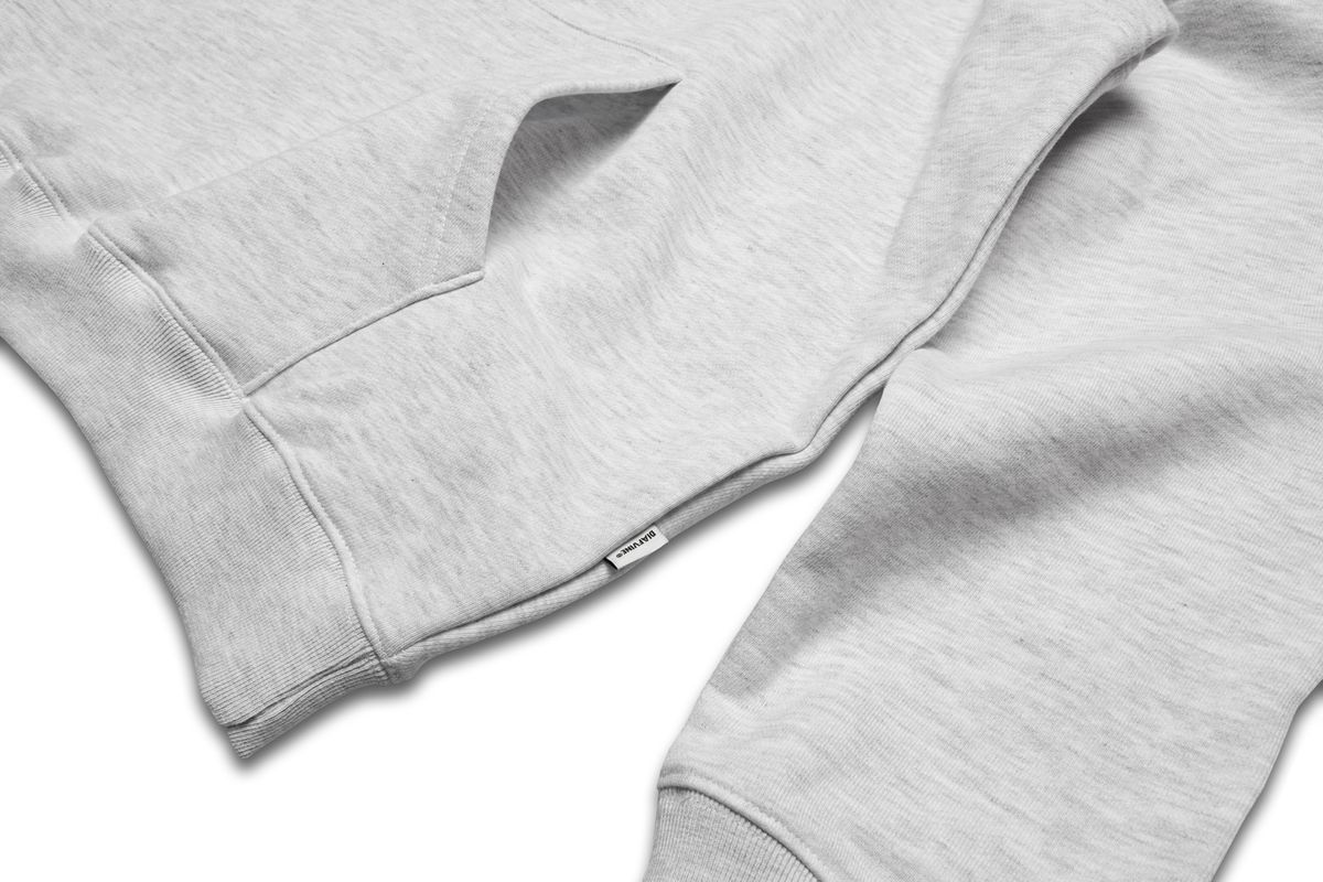 디아프바인(DIAFVINE) DV22STP.665 LOGO EMB COMBED YARN HOODIE -White Oatmeal-