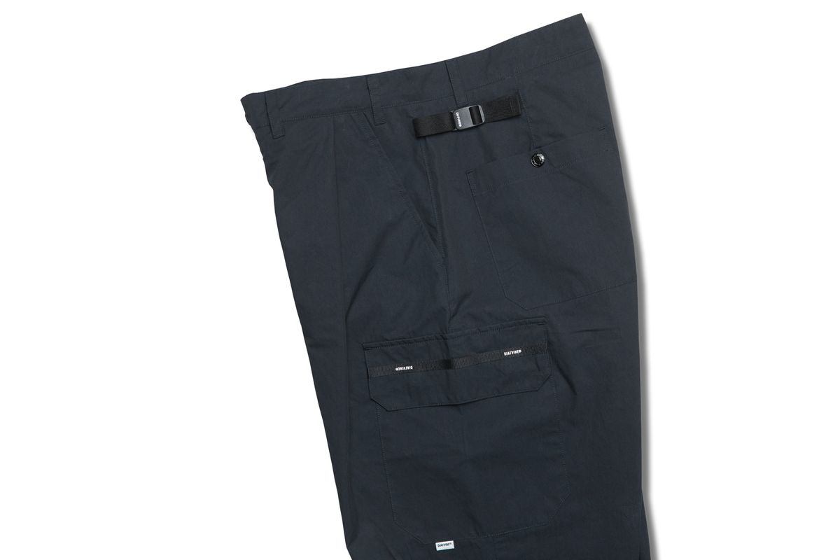 디아프바인(DIAFVINE) DV22SPT.664 ONE TUCK CARGO W.FIT TROUSERS -Navy-
