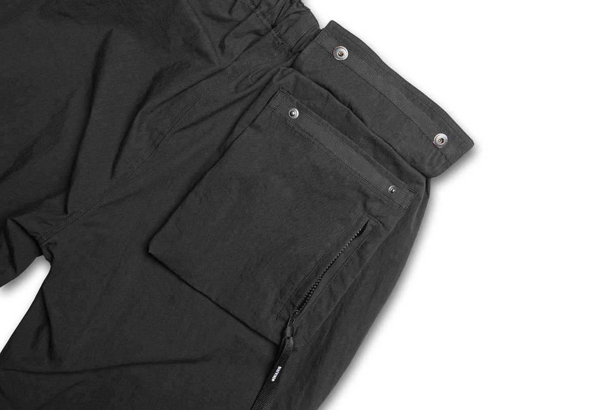 디아프바인(DIAFVINE) DV22SPT.663 OPK CONY JOGGER -Black-