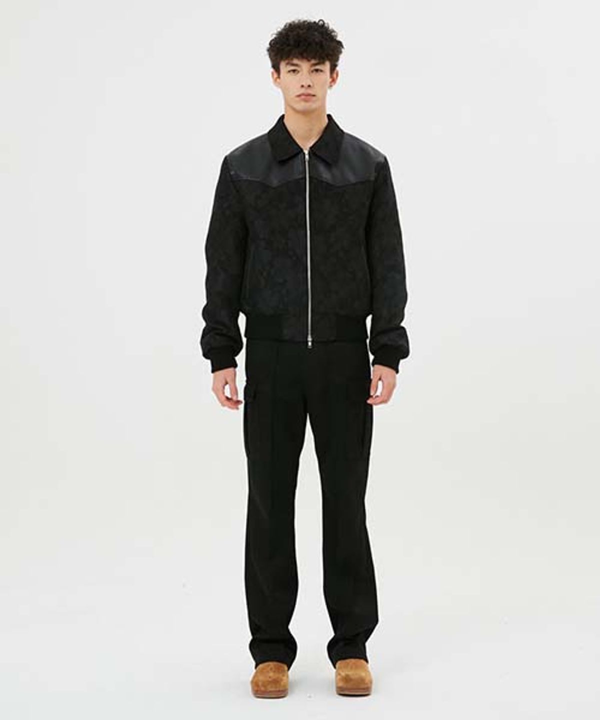 문선(MOONSUN) Elie 2-Way Zip Cargo Pants [Black Twill]