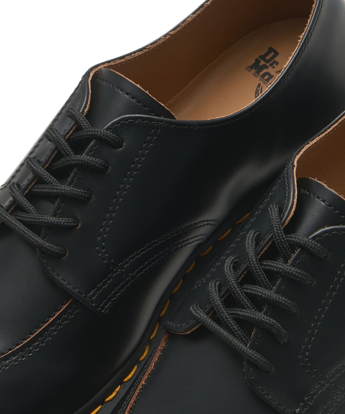 닥터마틴(DR.MARTENS) 2046 빈티지 스무스 블랙 / 27451001
