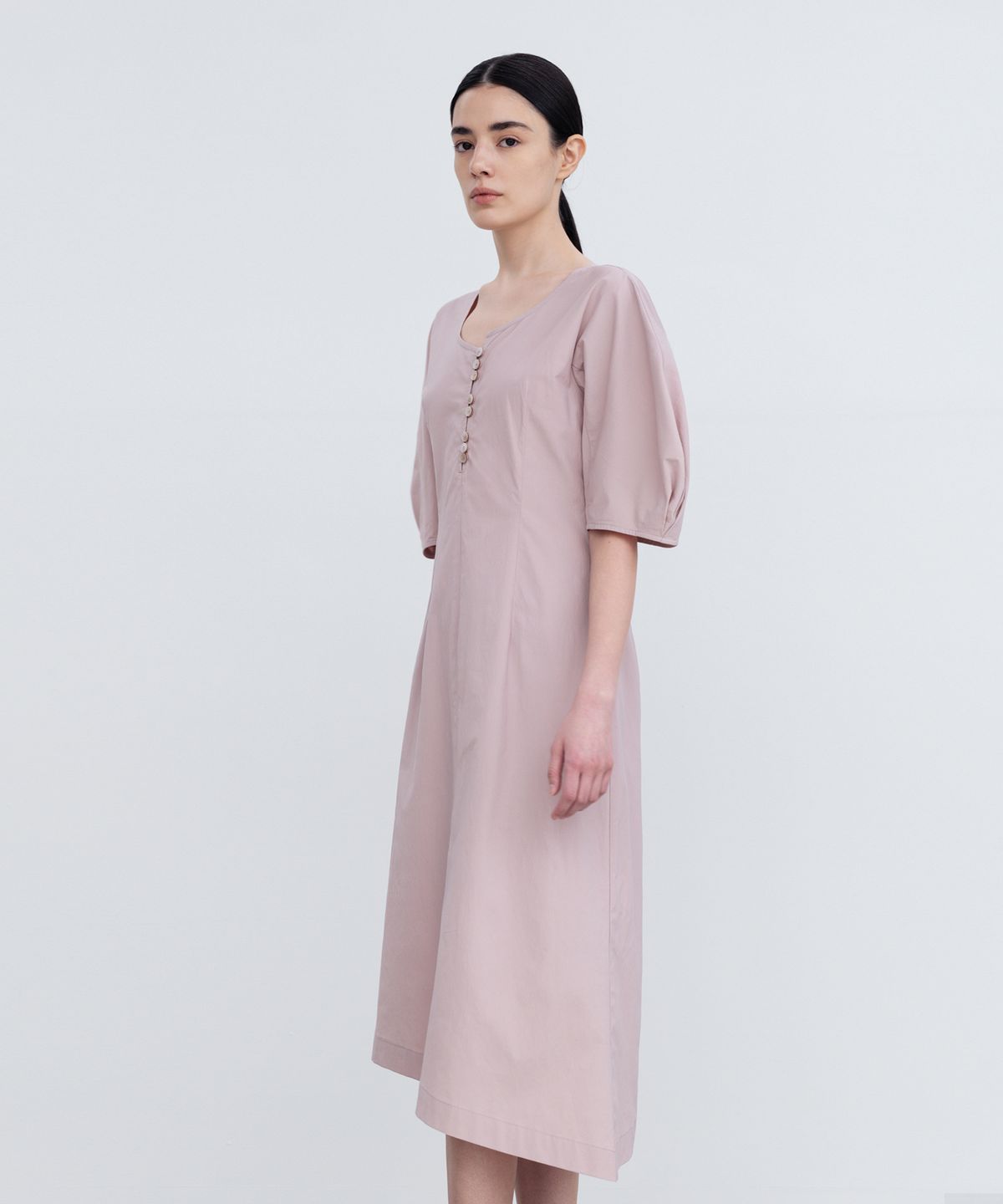 리이(RE RHEE) BALLOON SLEEVE ASYMMETRIC HEM DRESS