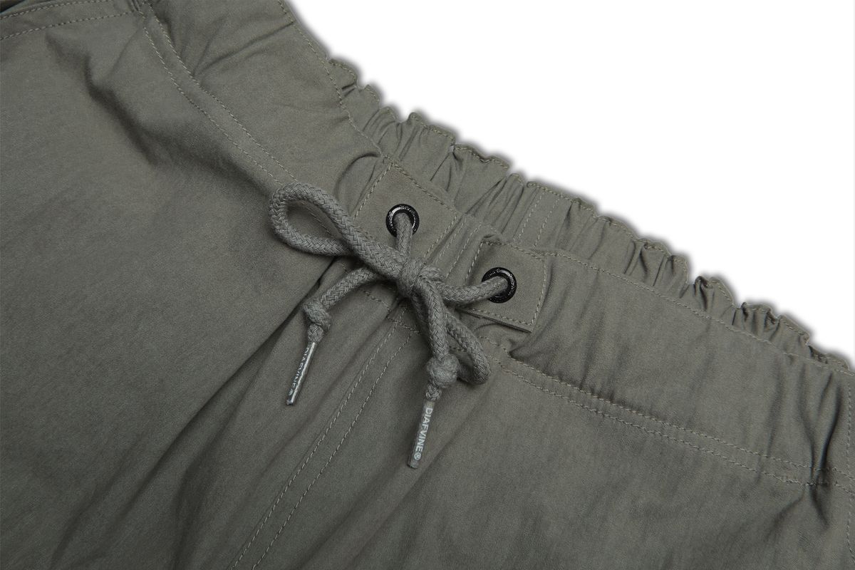 디아프바인(DIAFVINE) DV22SPT.663 OPK CONY JOGGER -Ash Khaki-