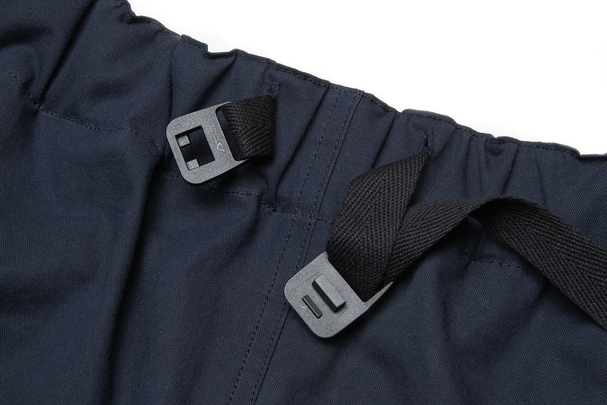 디아프바인(DIAFVINE) DV22SPT.661 WIDE FIT JOGGER -Navy-