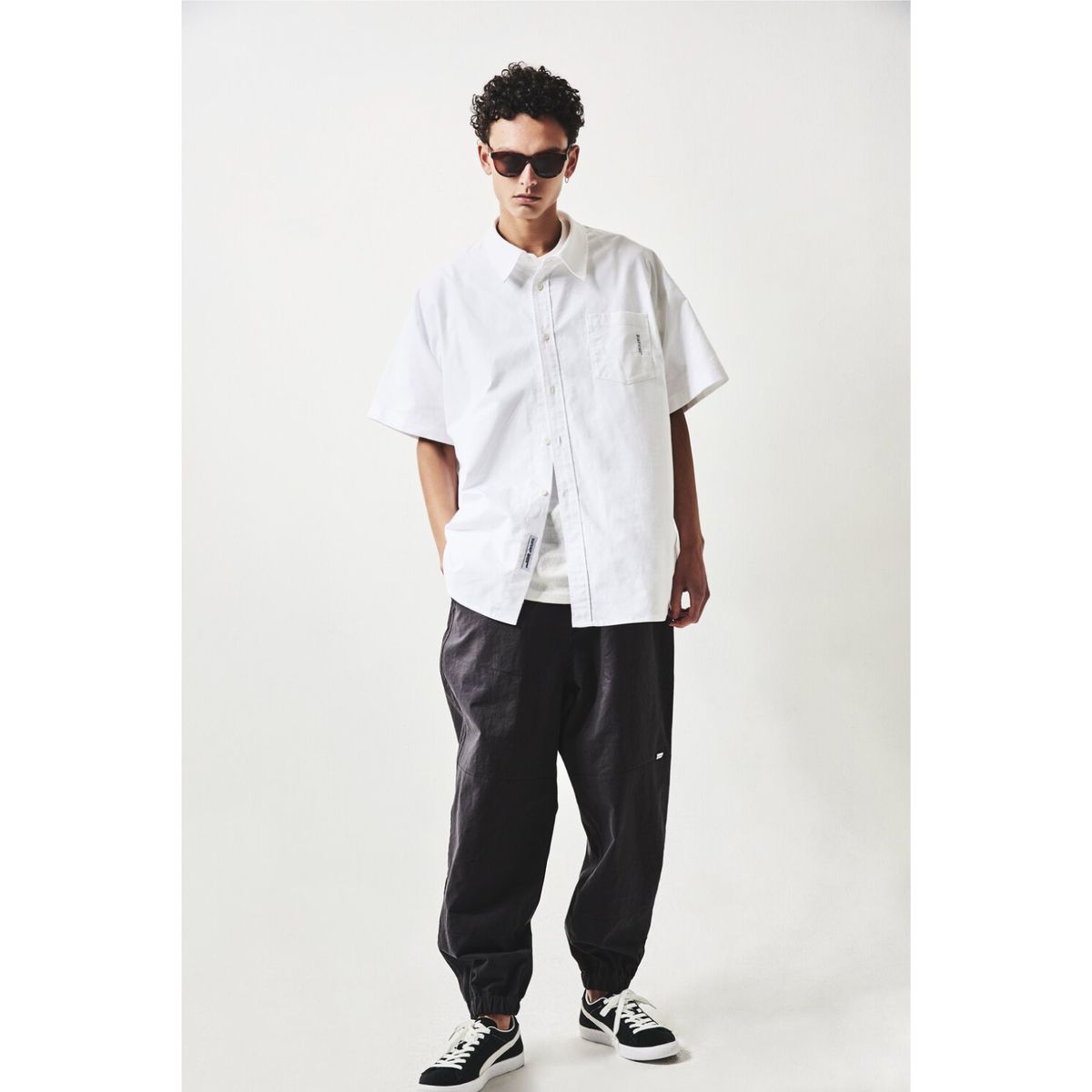 디아프바인(DIAFVINE) DV22SPT.661 WIDE FIT JOGGER -Charcoal gray-
