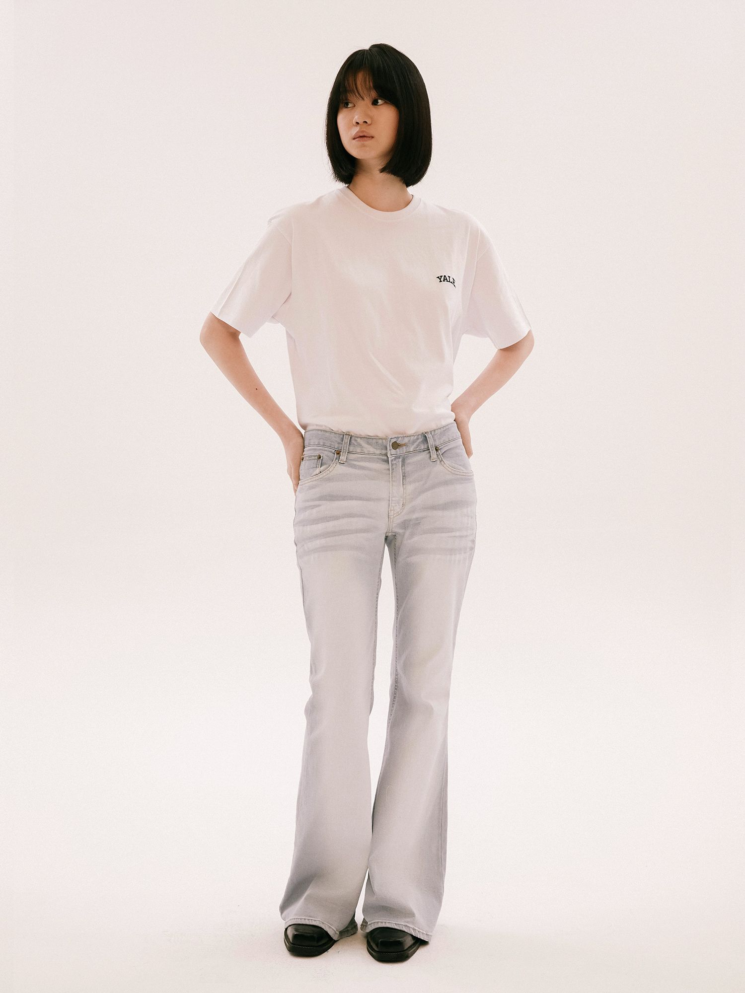 MUSINSA | YALE Small Arch Short Sleeve T-Shirt White
