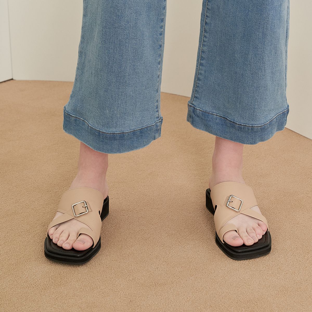 케리제이드(KERRIJADE) Buckle Slide_Beige