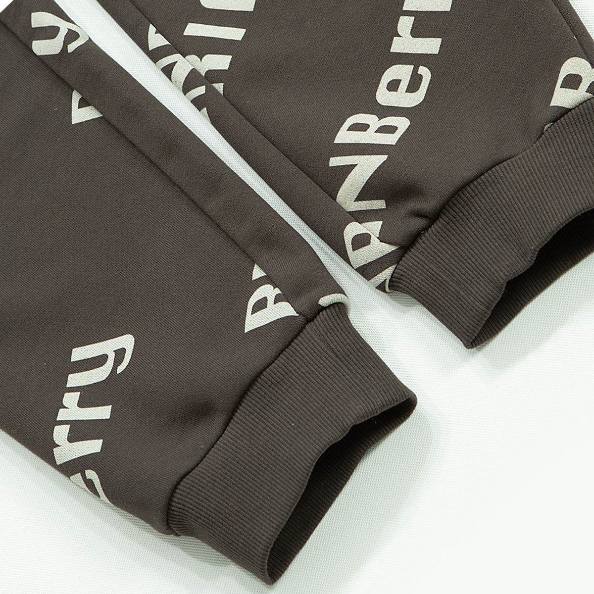 브라이언베리(BRIAN BERRY) JACE LOGO PANTS_DARK BROWN