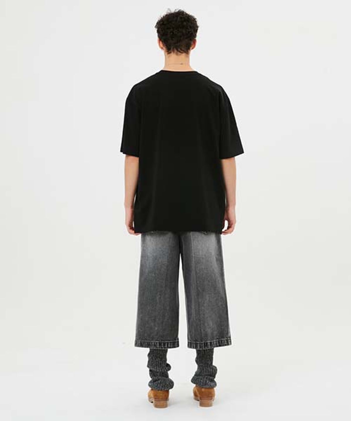 문선 아카이브(MOONSUN ARCHIVE) ESSENTIAL_UNISEX Argyle Hole Sleeve T-shirt  [Black]