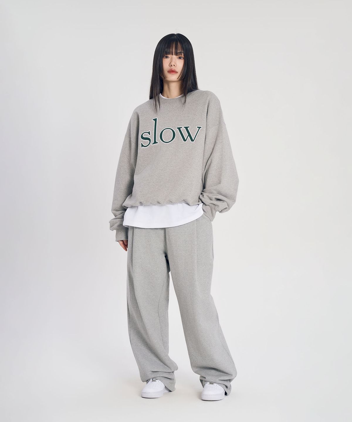 슬로우 레코드 하우스(SLOW RECORD HOUSE) 원턱 스웻 팬츠 - 2 COLOR