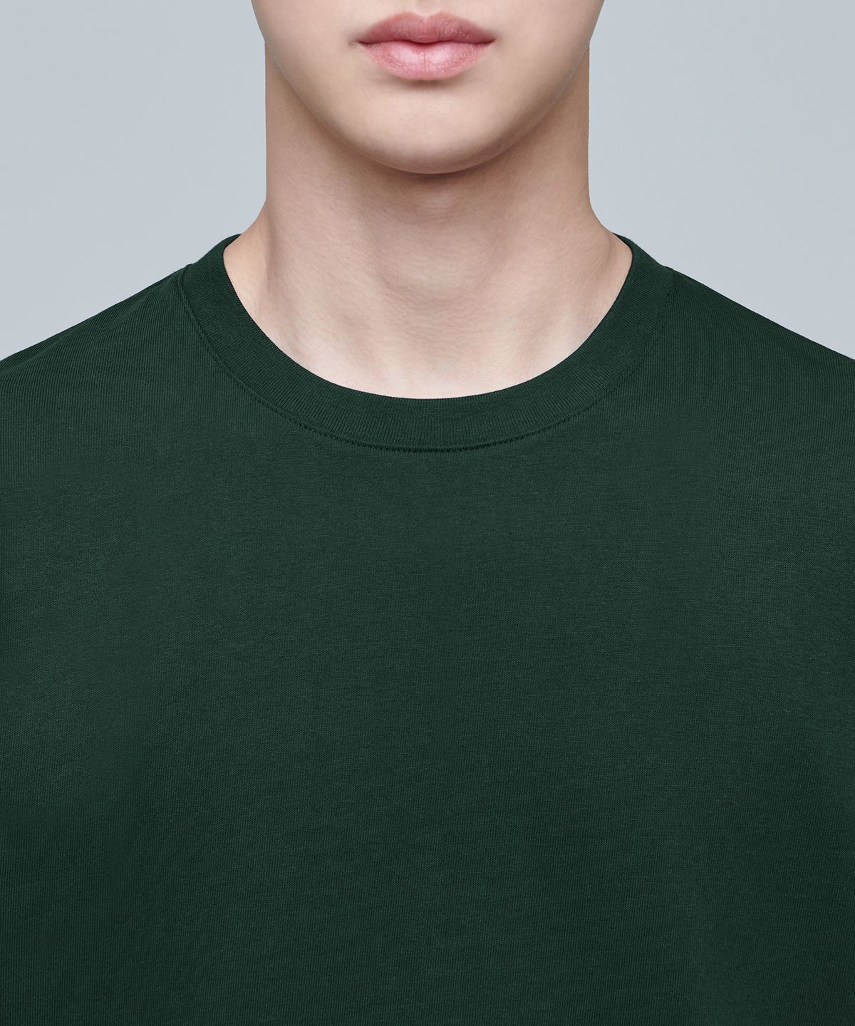 무신사 스탠다드(MUSINSA STANDARD) 릴렉스 핏 크루 넥 티셔츠 2 [딥 그린]
