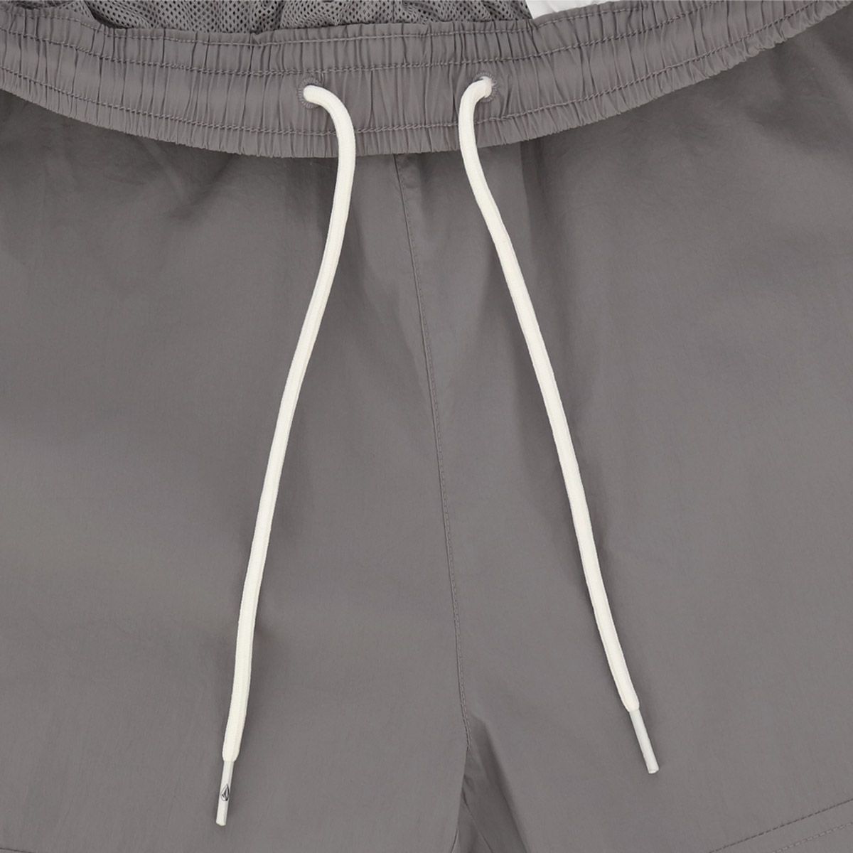 볼컴(VOLCOM) 베이직 컴포트핏 나일론 팬츠(3 COLOR)