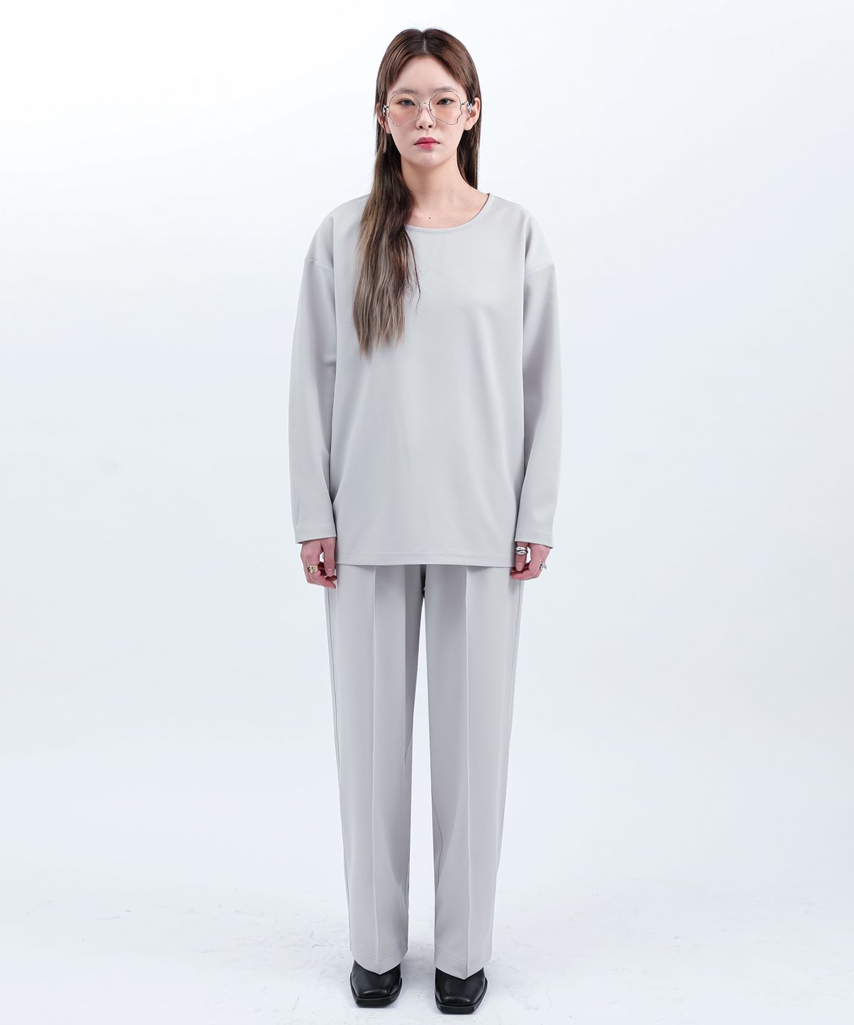 씨웨어 바이 더 지니어스(C WEAR BY THE GENIUS) 릴랙스드 핏 우븐 티셔츠 쿨 그레이
