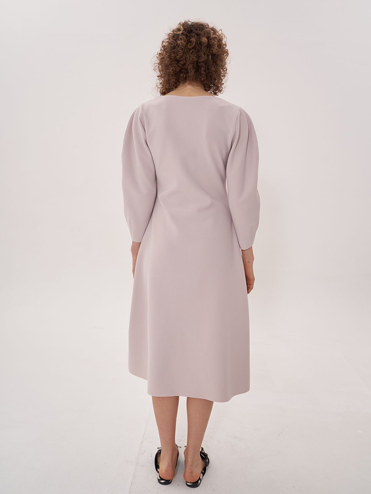 비먼(VIMUN) signature v-neck dress_ivory