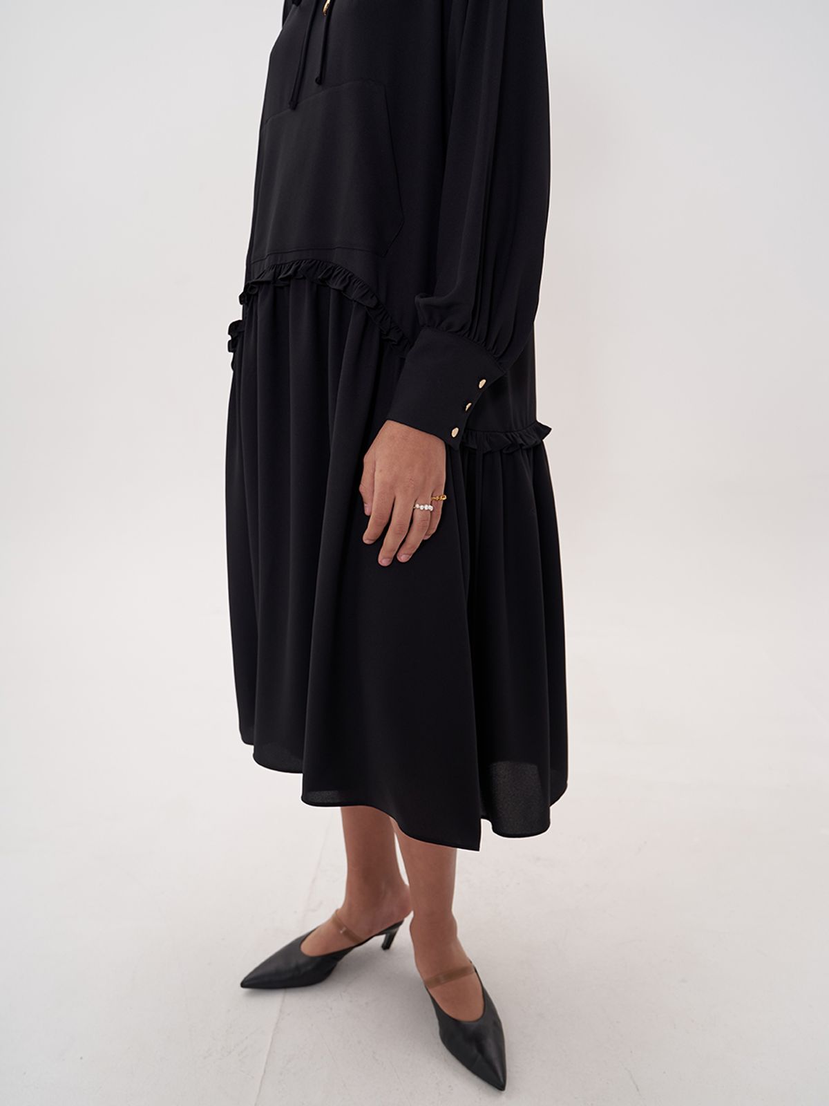비먼(VIMUN) hooded maxi dress_black