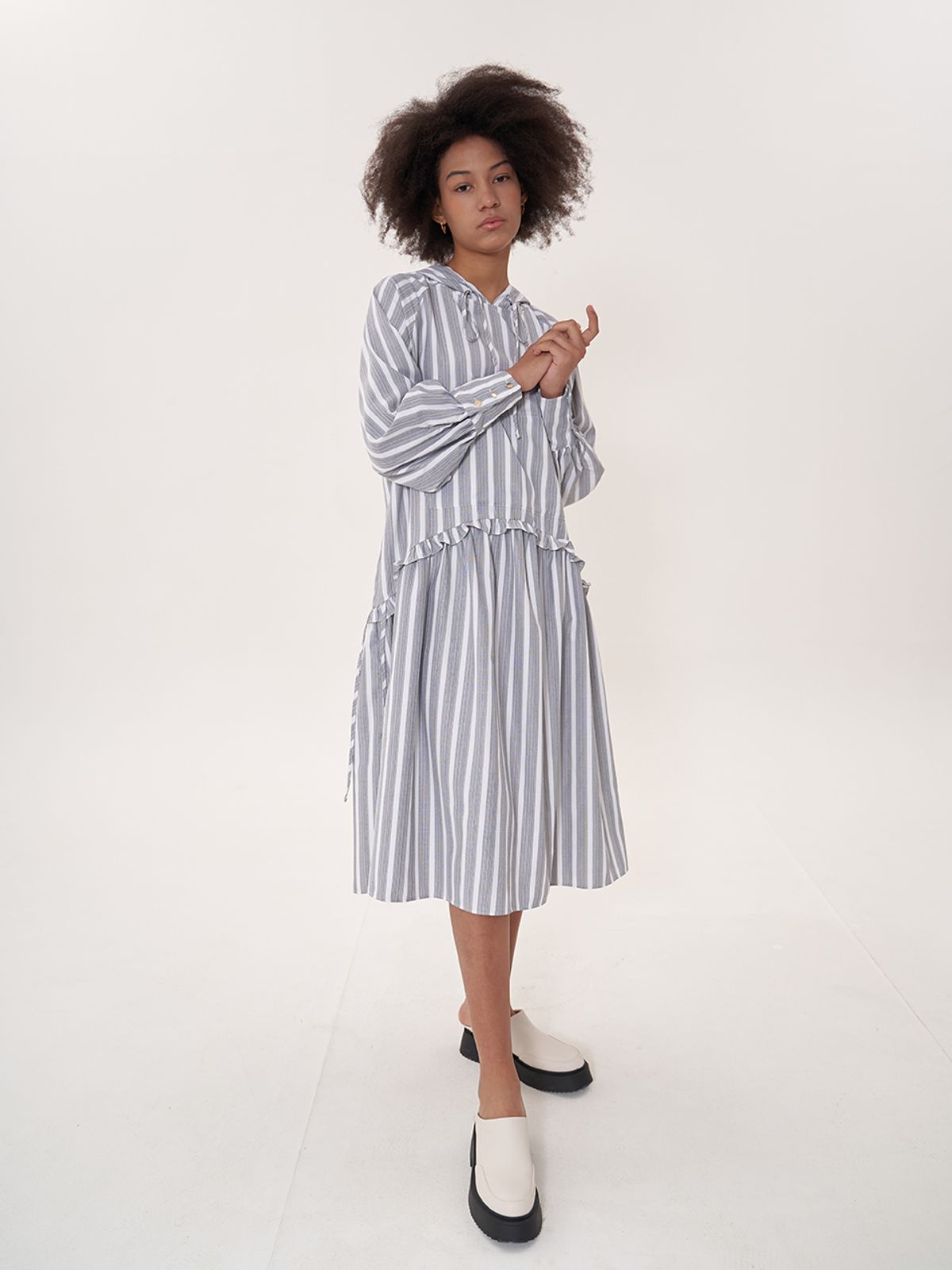 비먼(VIMUN) hooded maxi dress_black stripe