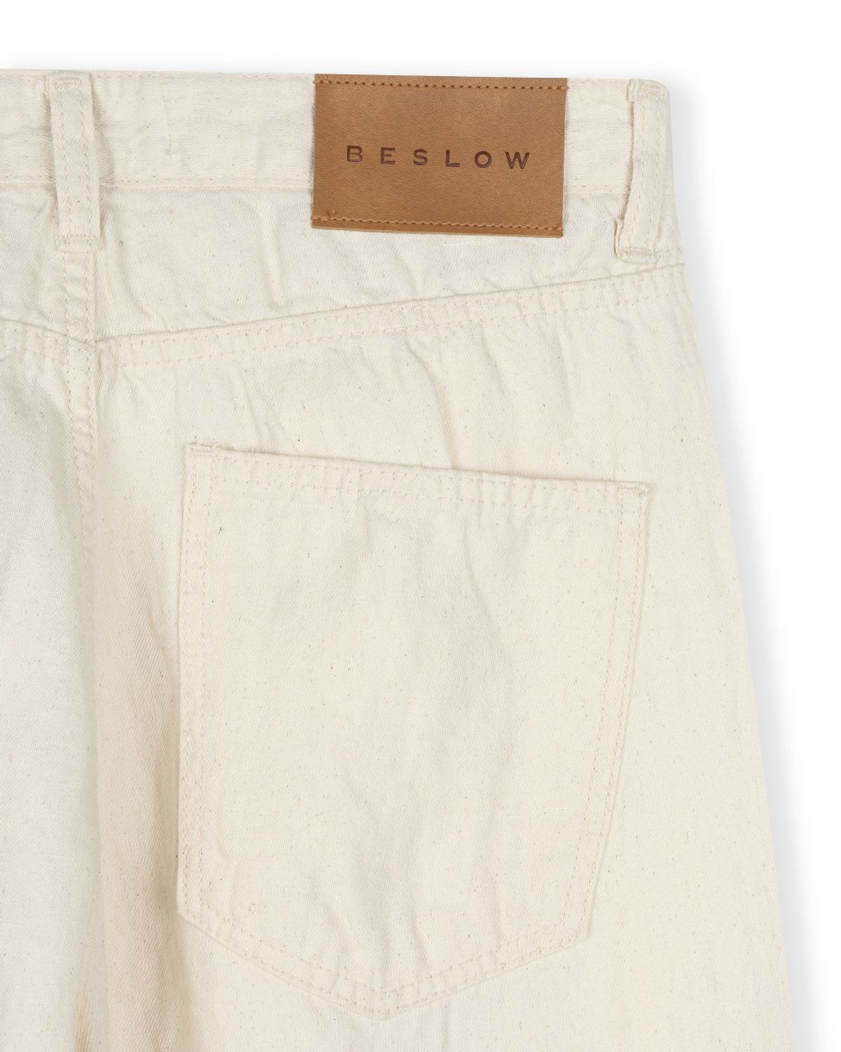 비슬로우(BESLOW) WIDE FIT TWO TUCK LINEN DENIM PANTS ECRU