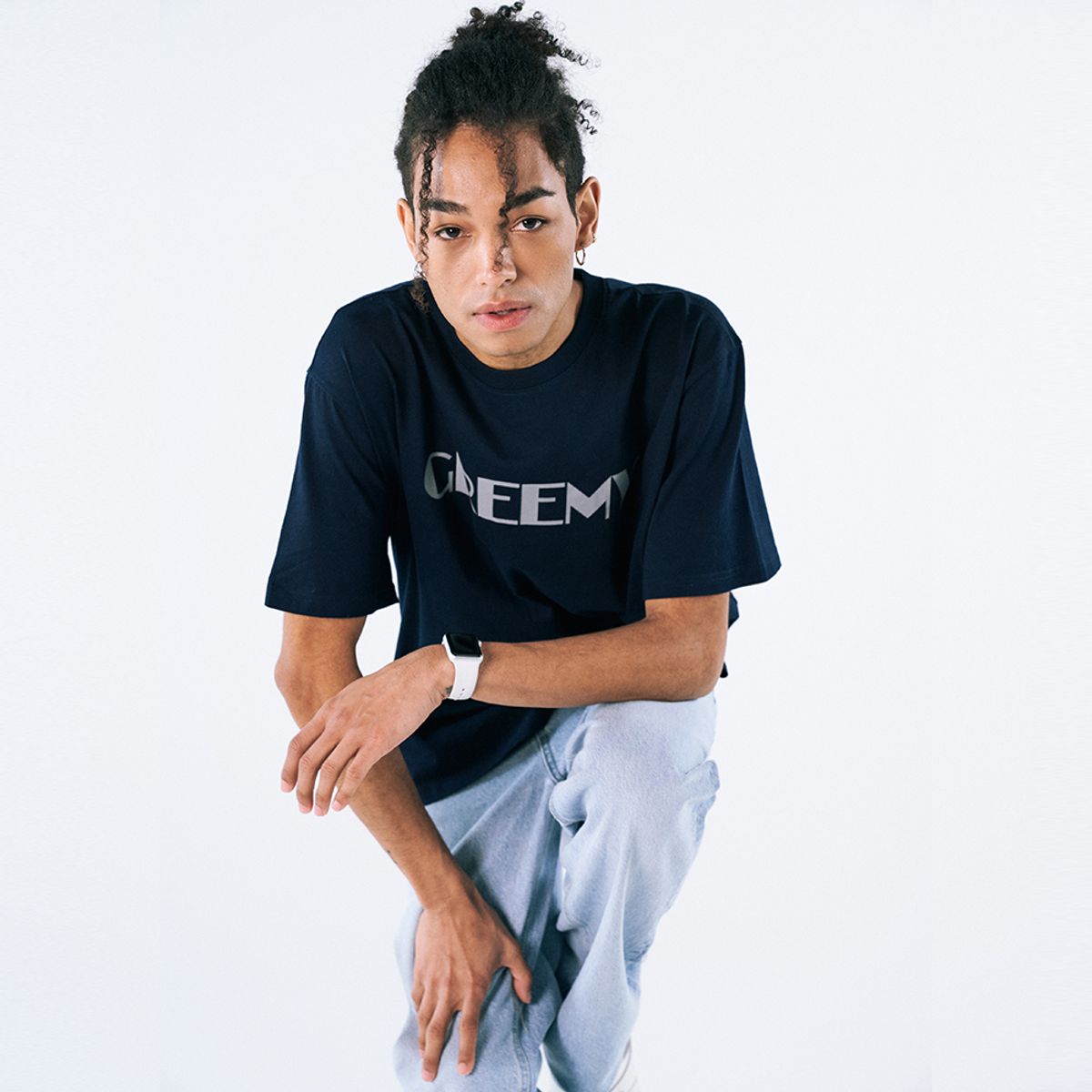 그리미(GREEMY) SIMPLE LOGO T-SHIRT(NAVY)