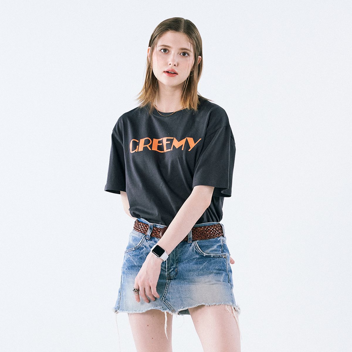 그리미(GREEMY) SIMPLE LOGO T-SHIRT(CHARCOAL)