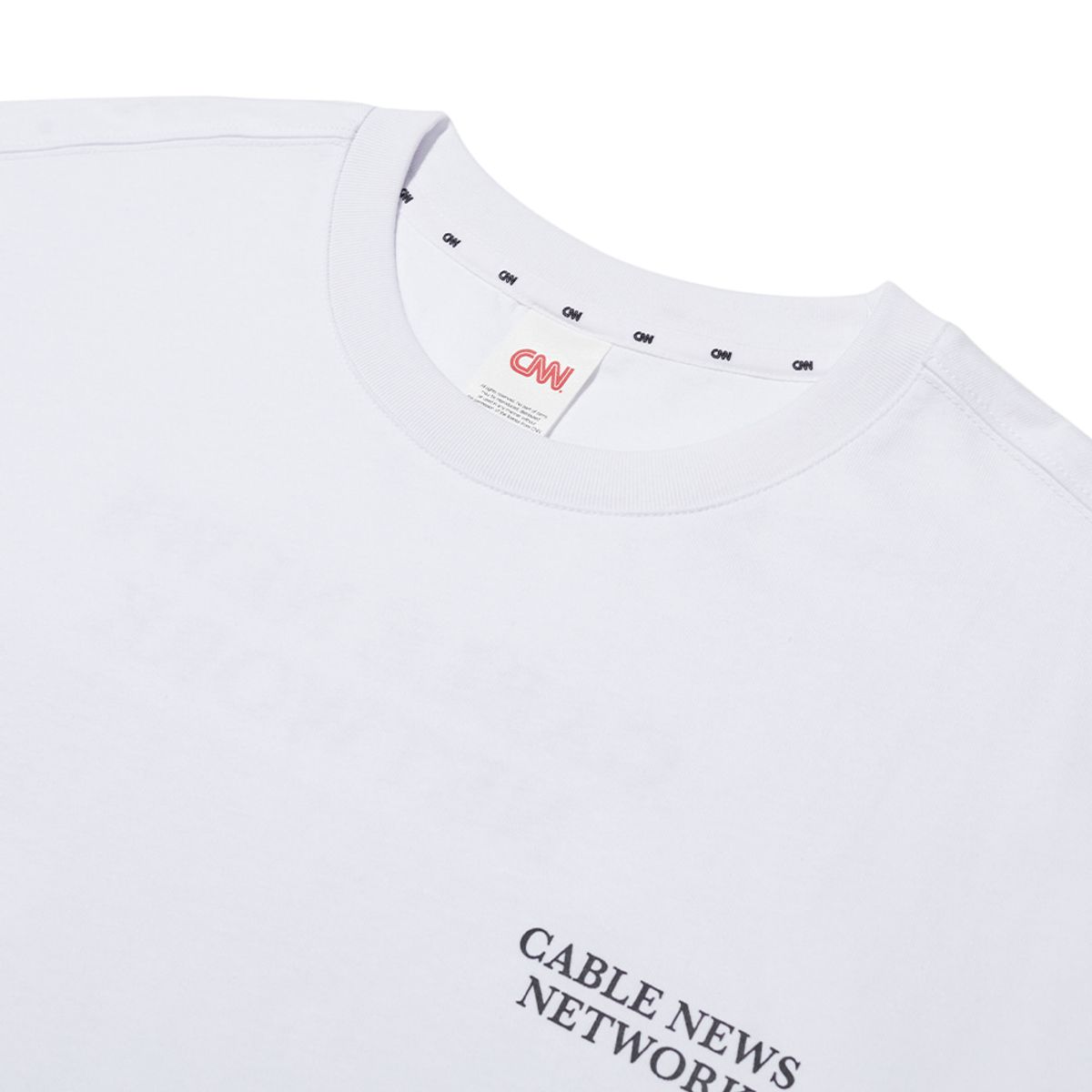 씨엔엔 어패럴(CNN APPAREL) CNN 마이크 그래픽 티셔츠 WHITE - 사이즈 & 후기 | 무신사