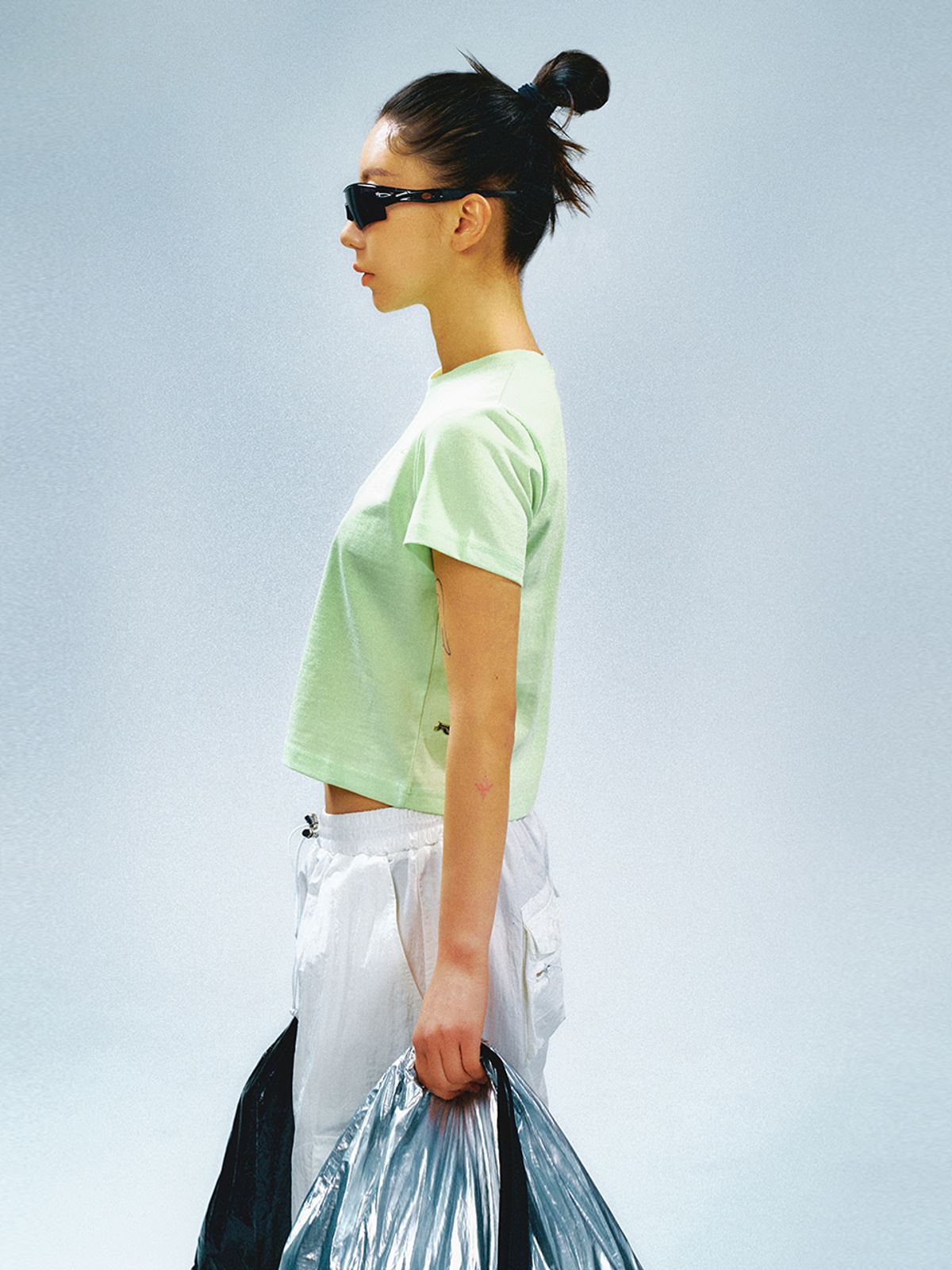 와이이이엘(YEEL) Chain Crop T-shirt Melon